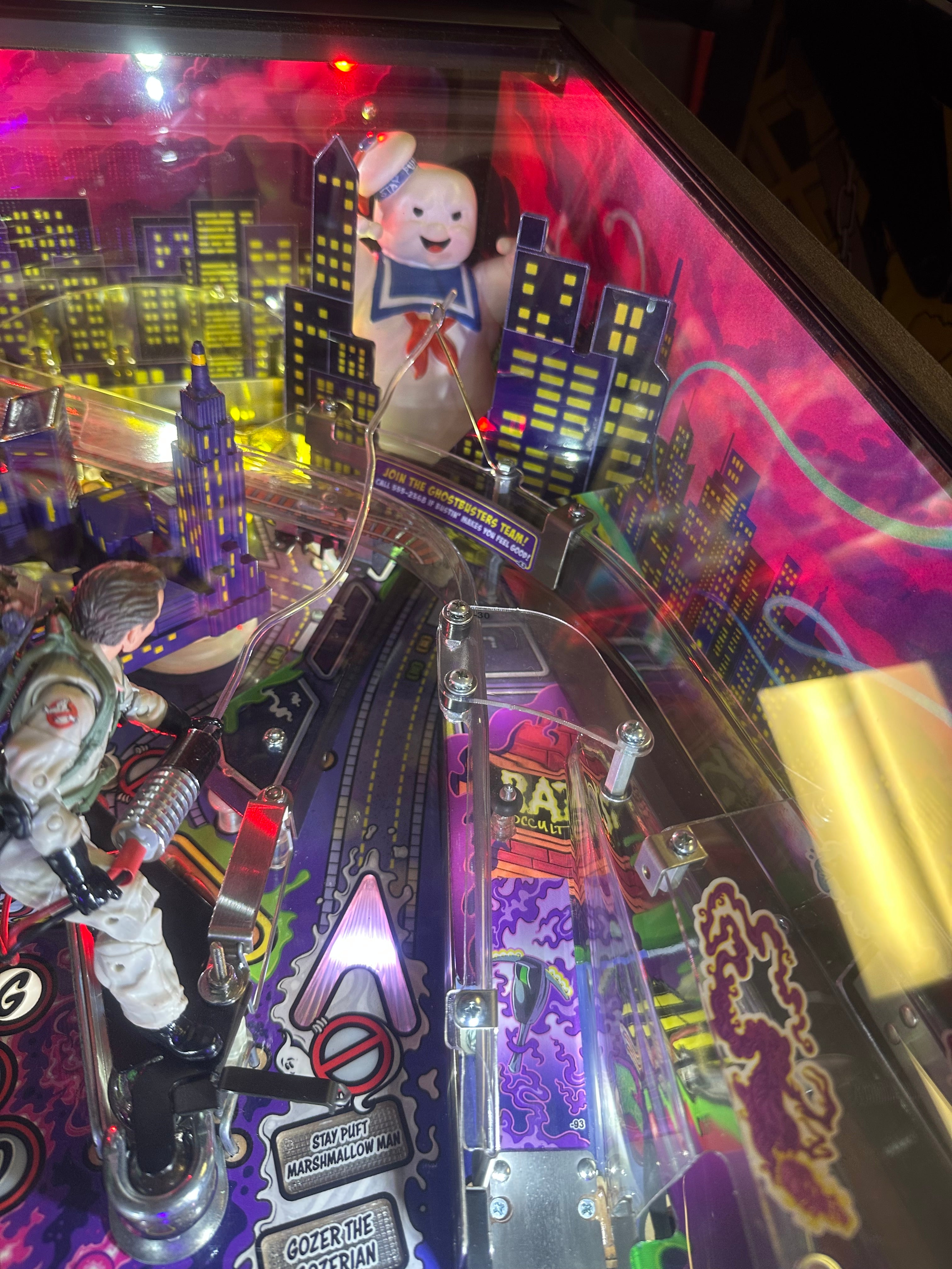 Stern Pinball LOADED Ghostbusters Pro Pinball Machine