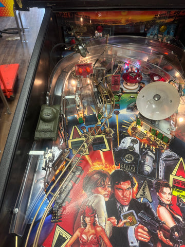 Image of SEGA Goldeneye Pinball Machine