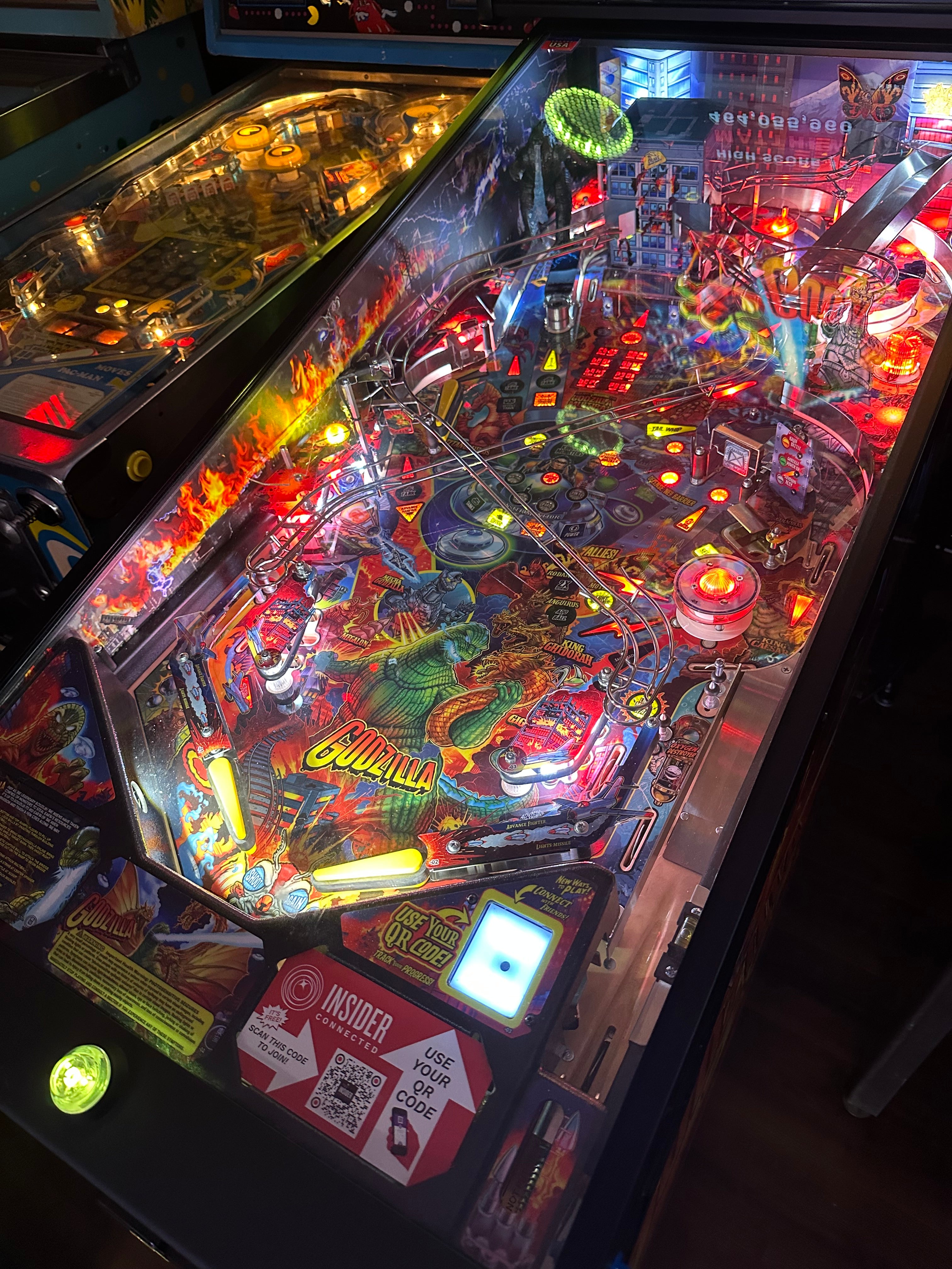 Stern Pinball LOADED Godzilla Pro Pinball Machine with Stern Topper