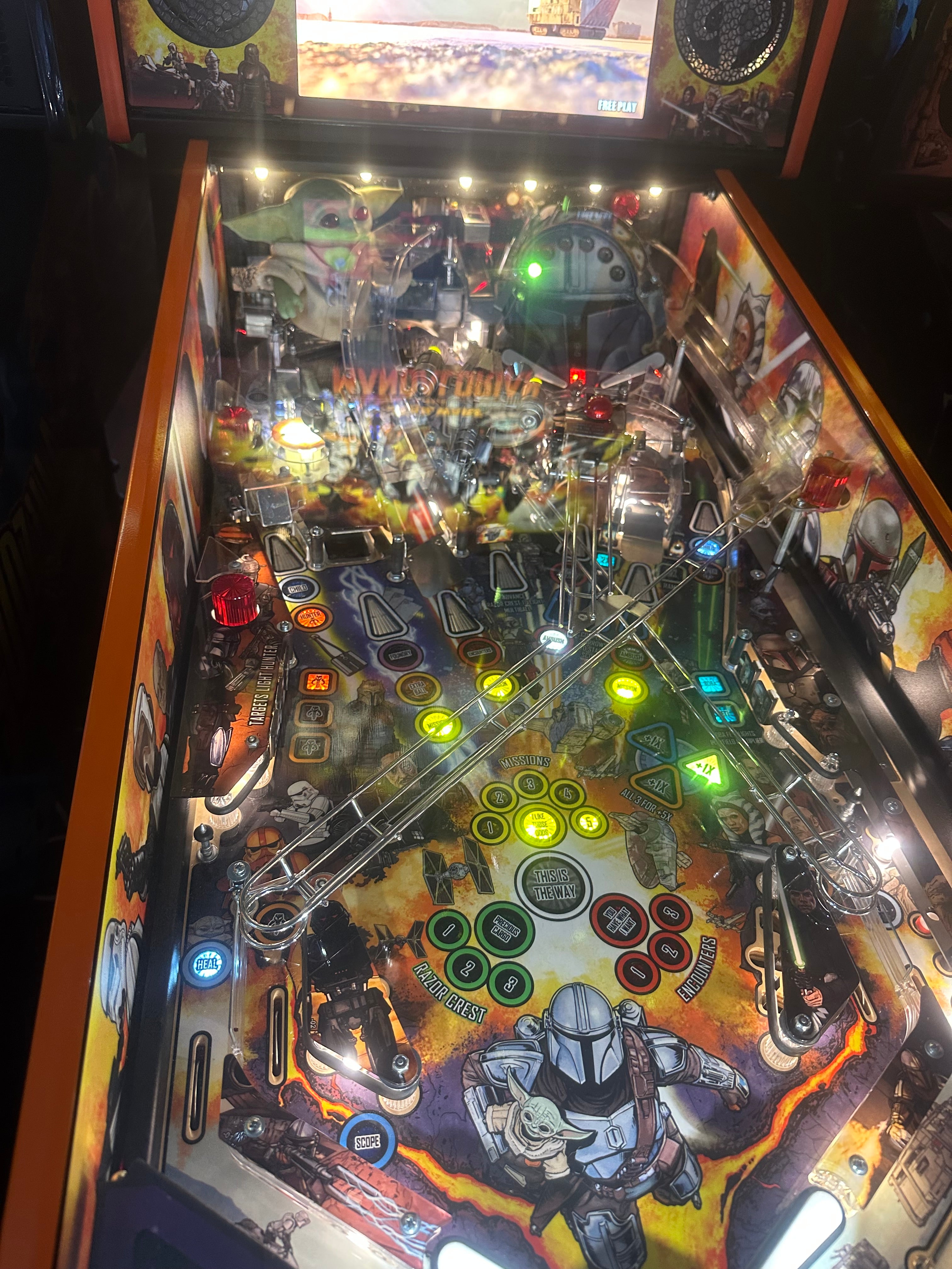 Stern Pinball LOADED The Mandalorian Premium Pinball Machine