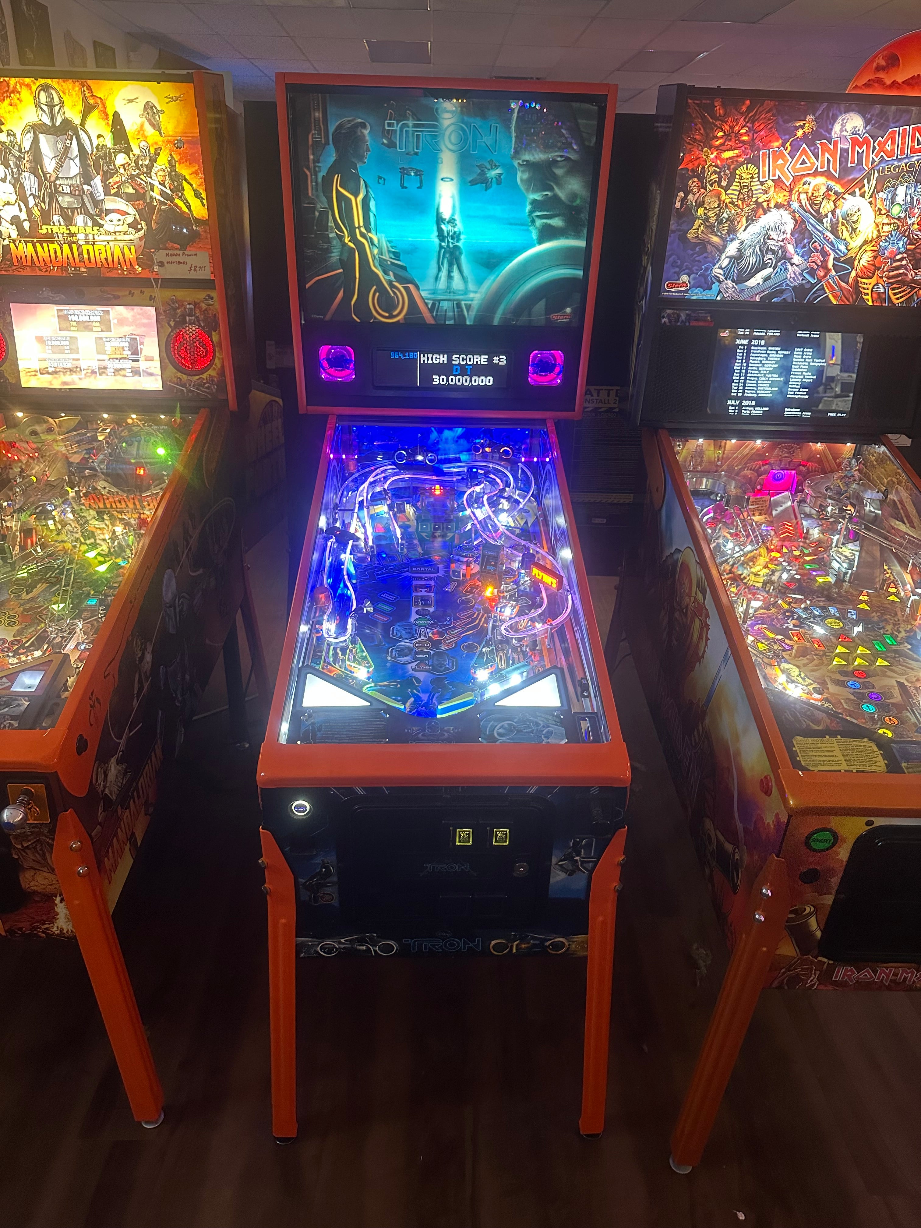 Stern Pinball LOADED TRON: Legacy Pro Pinball Machine