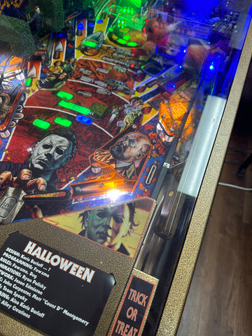Image of Spooky Pinball Halloween Collector's Edition Pinball Machine