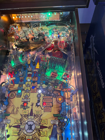 Image of Stern Pinball LOADES Pirates of the Caribbean Pinball Machine