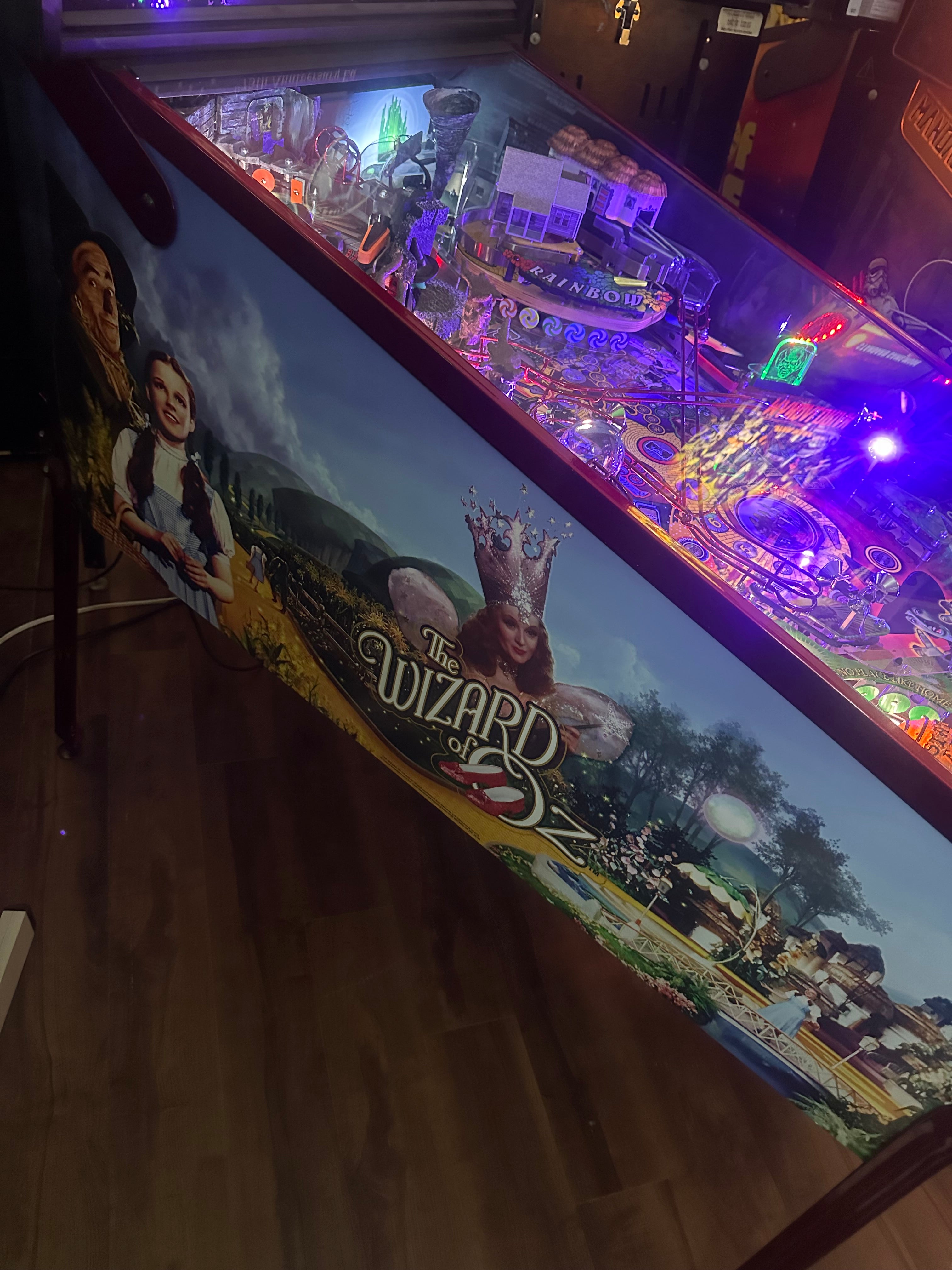 JJP Wizard of Oz 75th Anniversary Ruby Red Edition Pinball Machine
