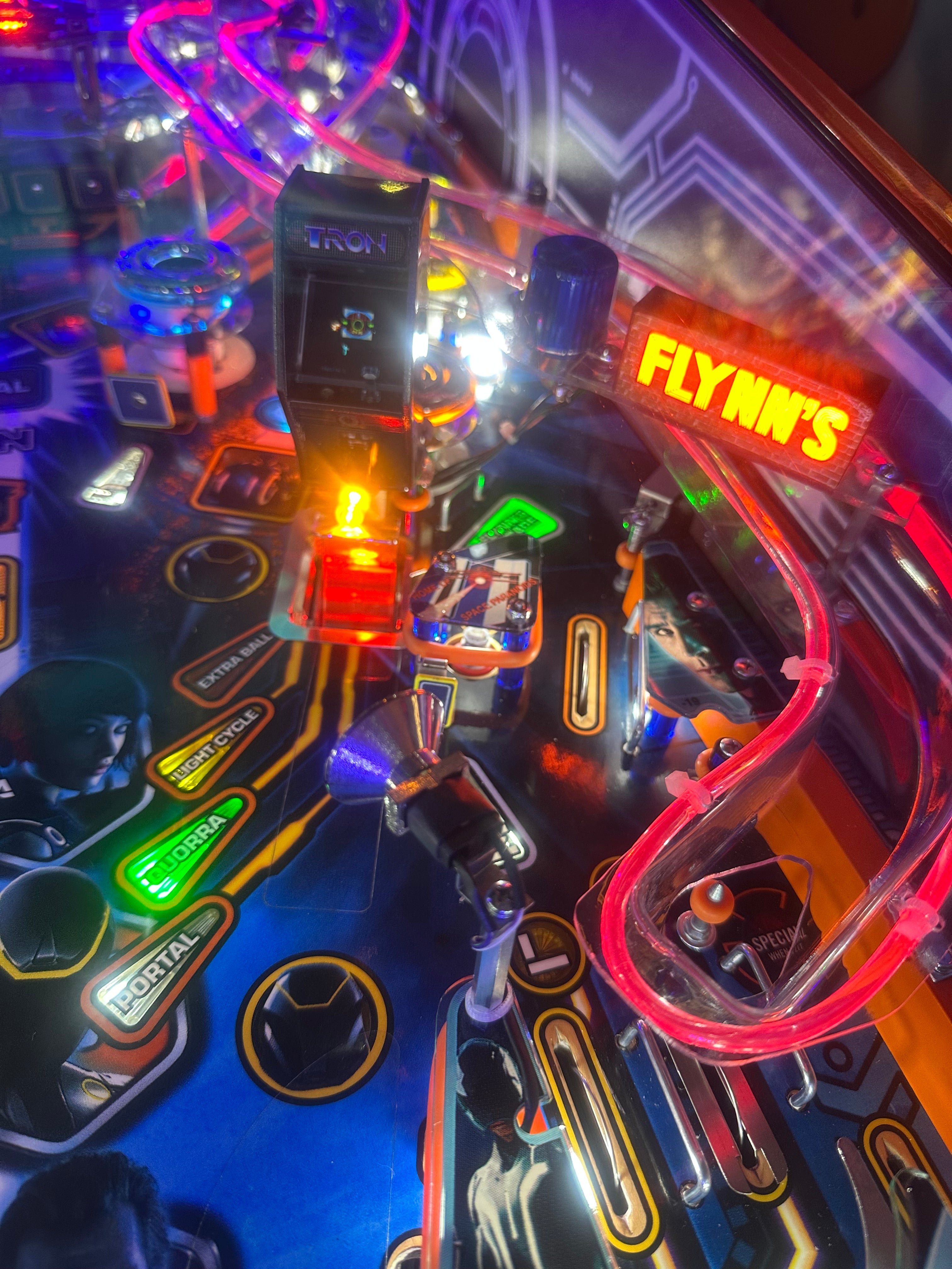 Stern Pinball LOADED TRON: Legacy Pro Pinball Machine