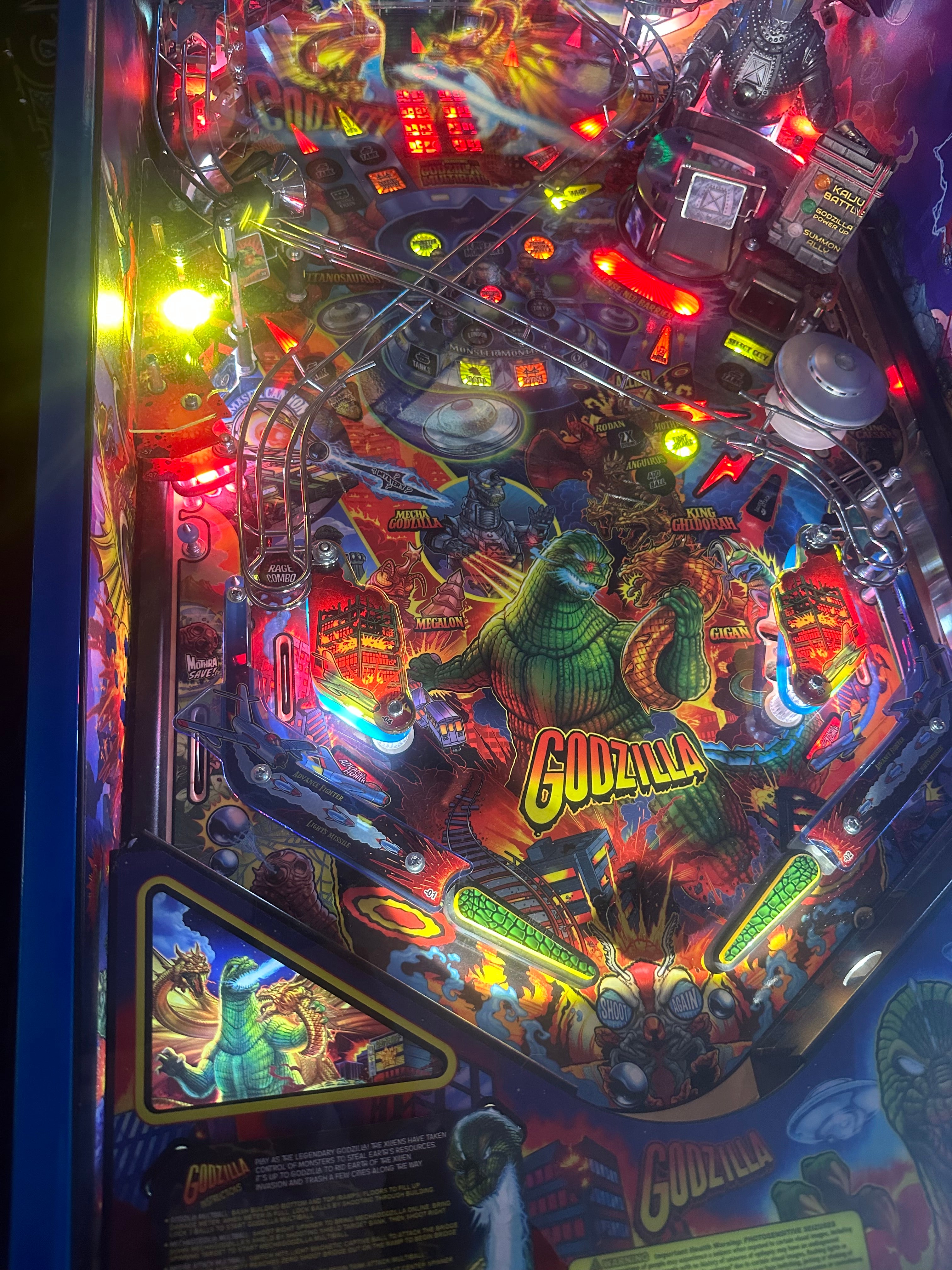 Stern Pinball LOADED Godzilla Premium Pinball Machine