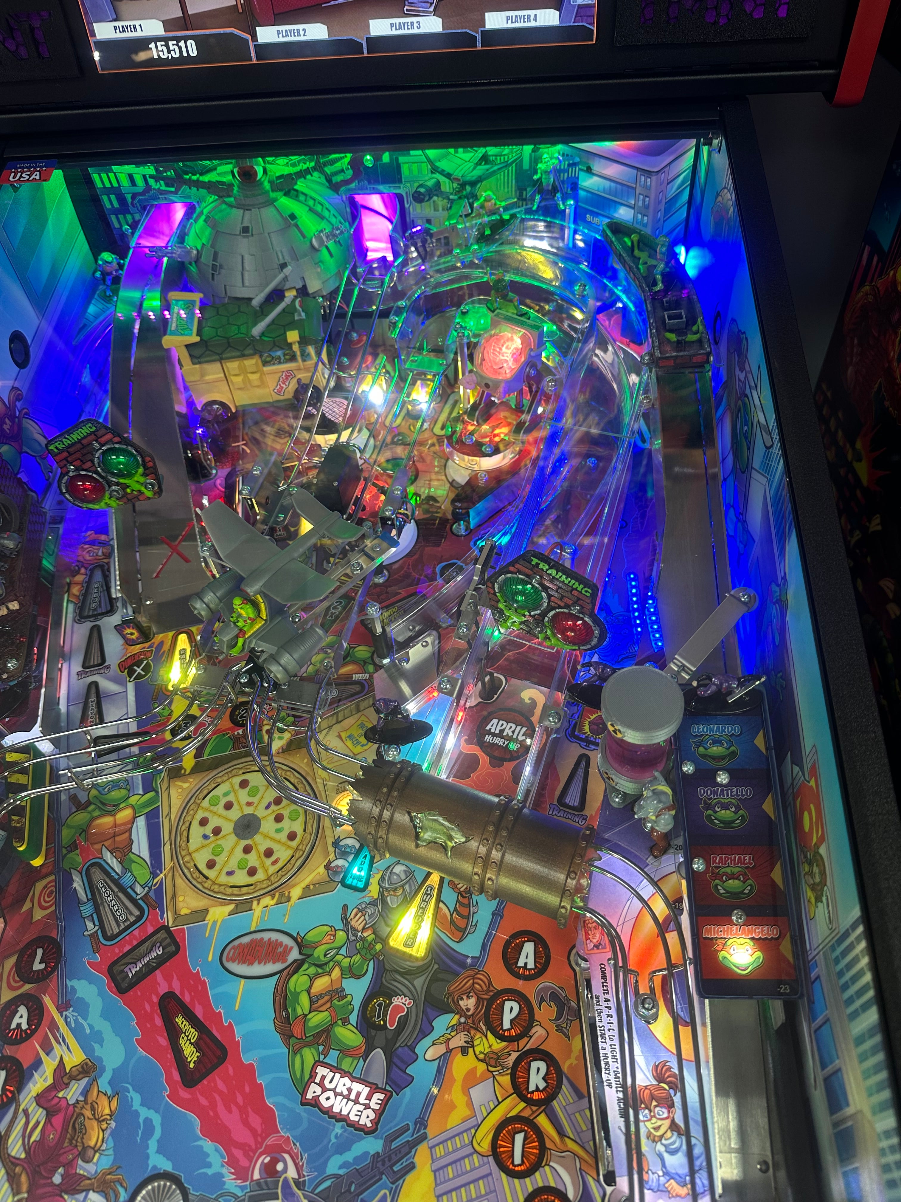 Stern Pinball LOADED Teenage Mutant Ninja Turtles Premium Pinball Machine