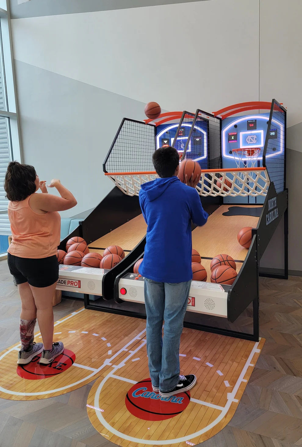 NBA Gametime Pro Basketball Arcade Game