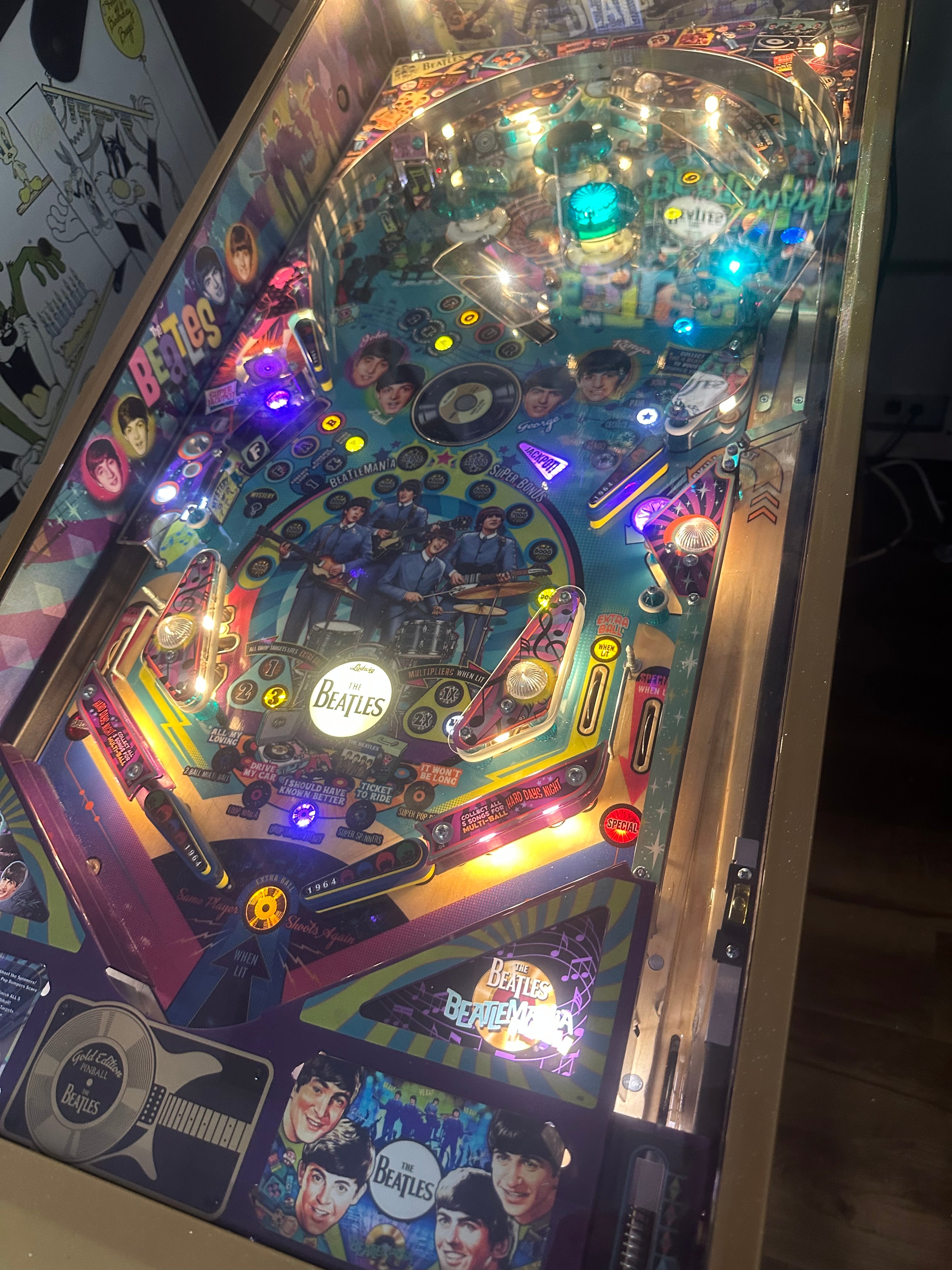 Stern Pinball The Beatles Gold Pinball Machine