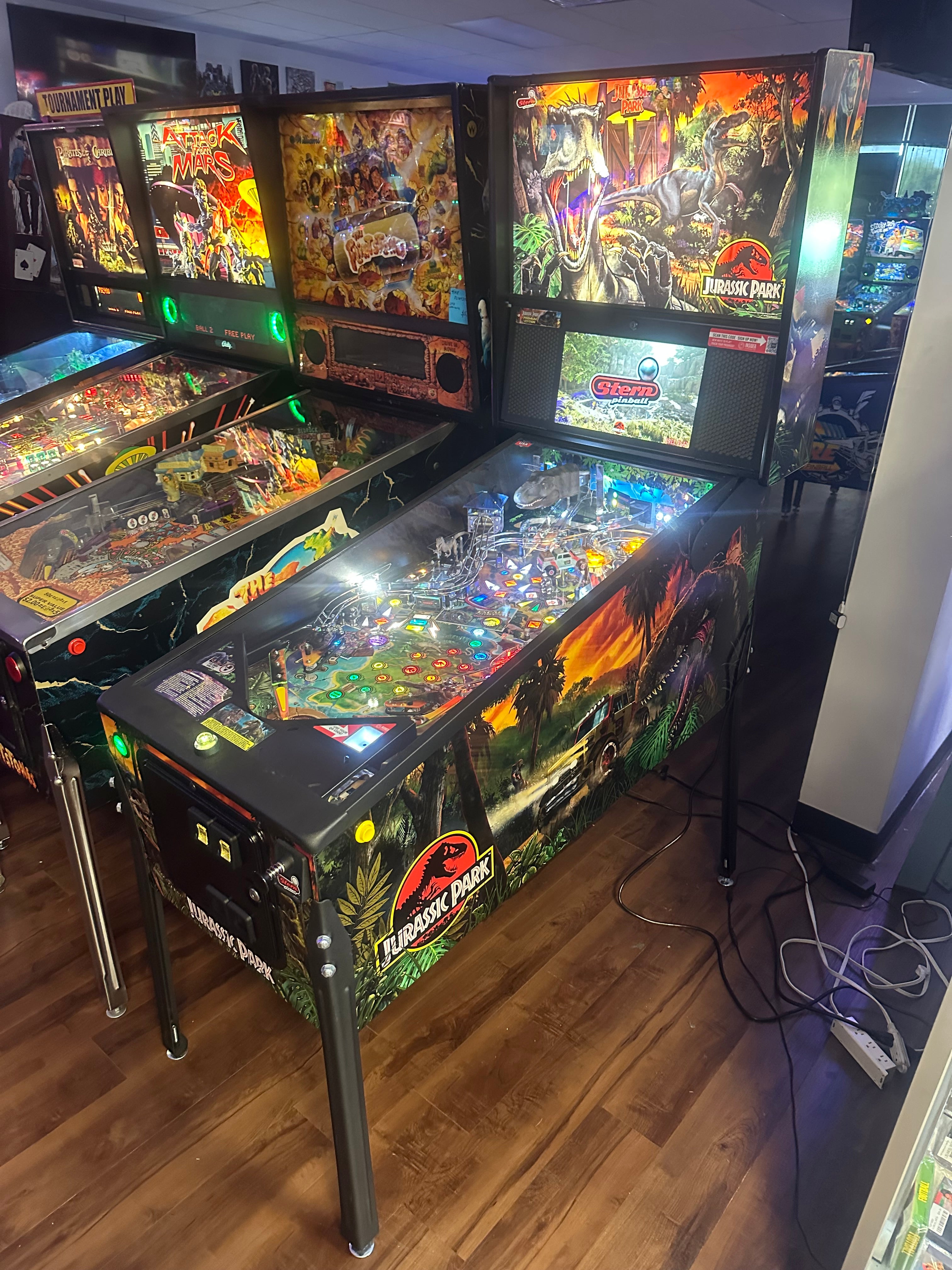 Stern Pinball Jurassic Park Premium Pinball Machine
