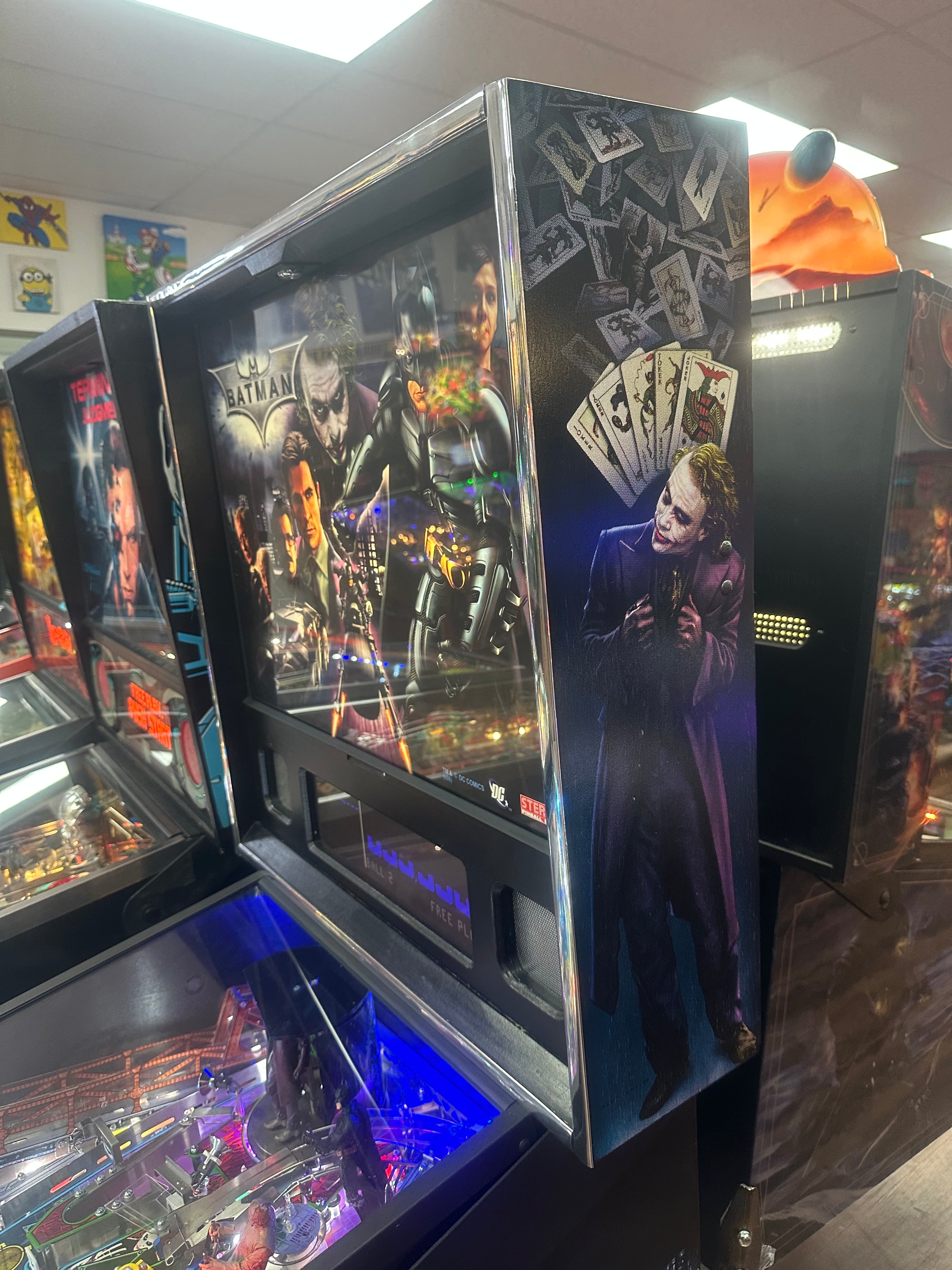 Stern Pinball Batman: The Dark Knight Pinball Machine
