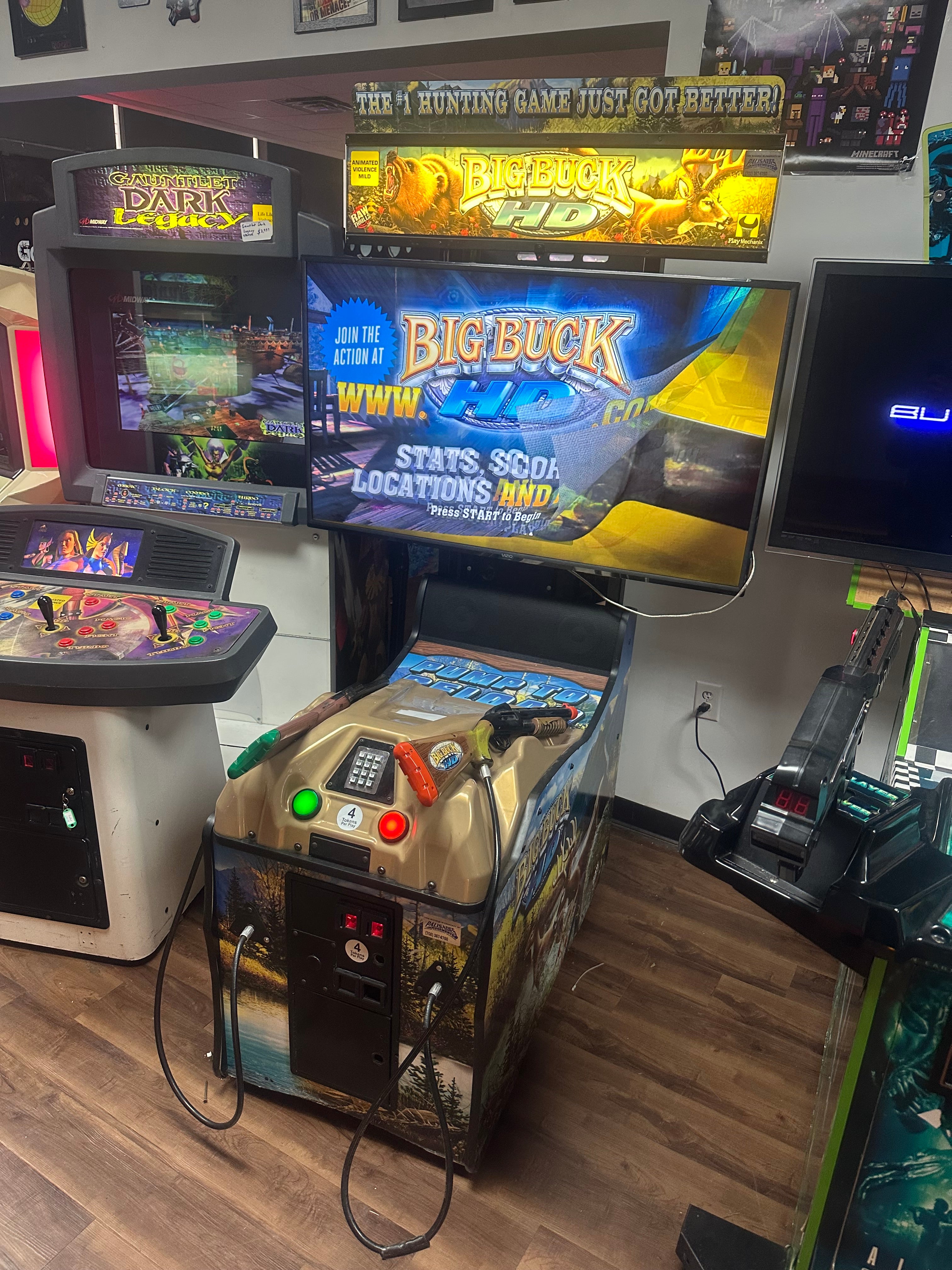 Raw Thrills Big Buck Hunter HD Deluxe Arcade Game