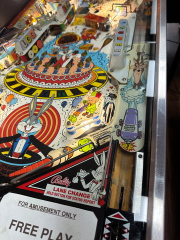 Image of Bally Bugs Bunny's Birthday Ball Pinball Machine