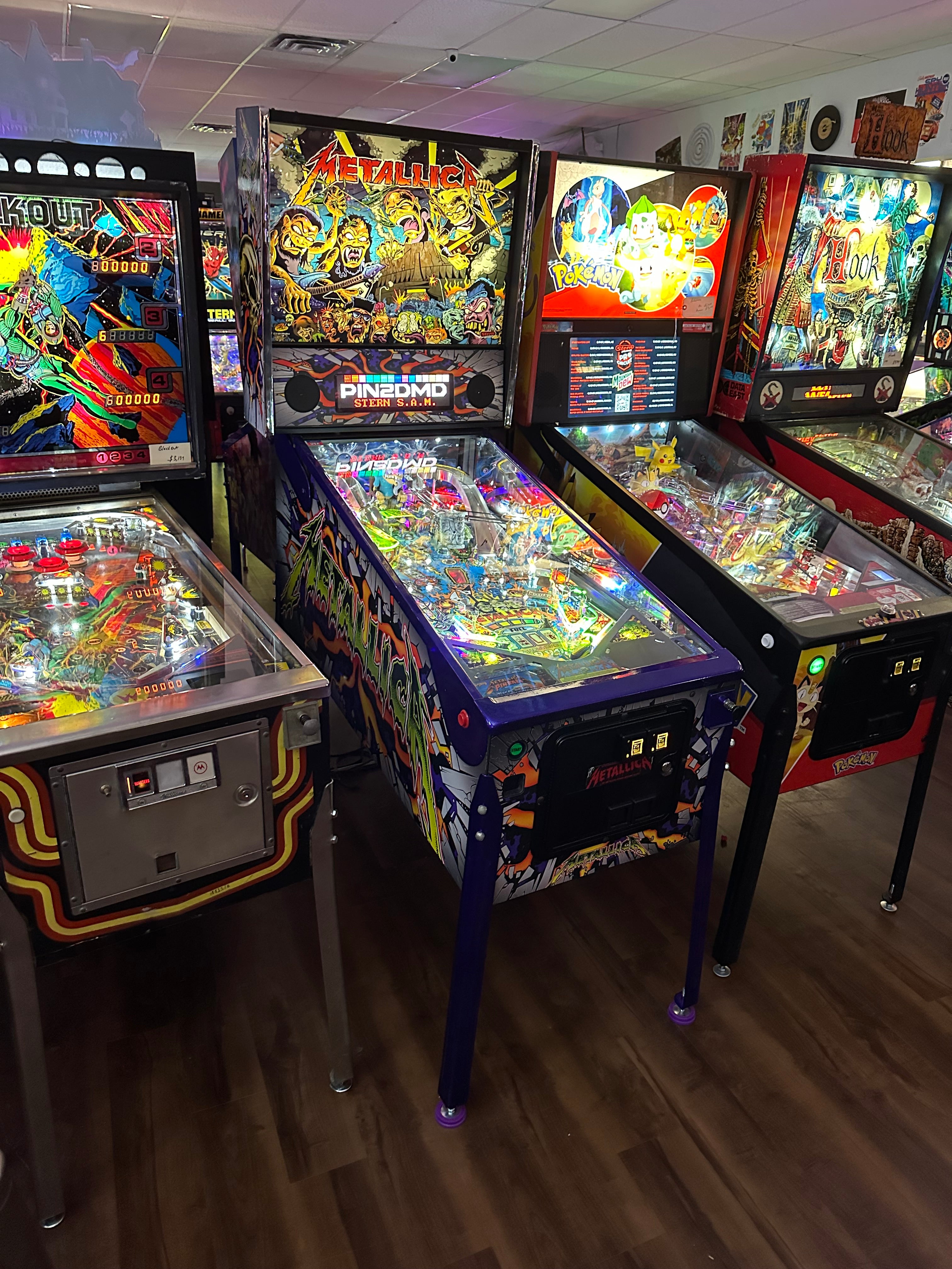 Stern Pinball LOADED Metallica Premium Pinball Machine