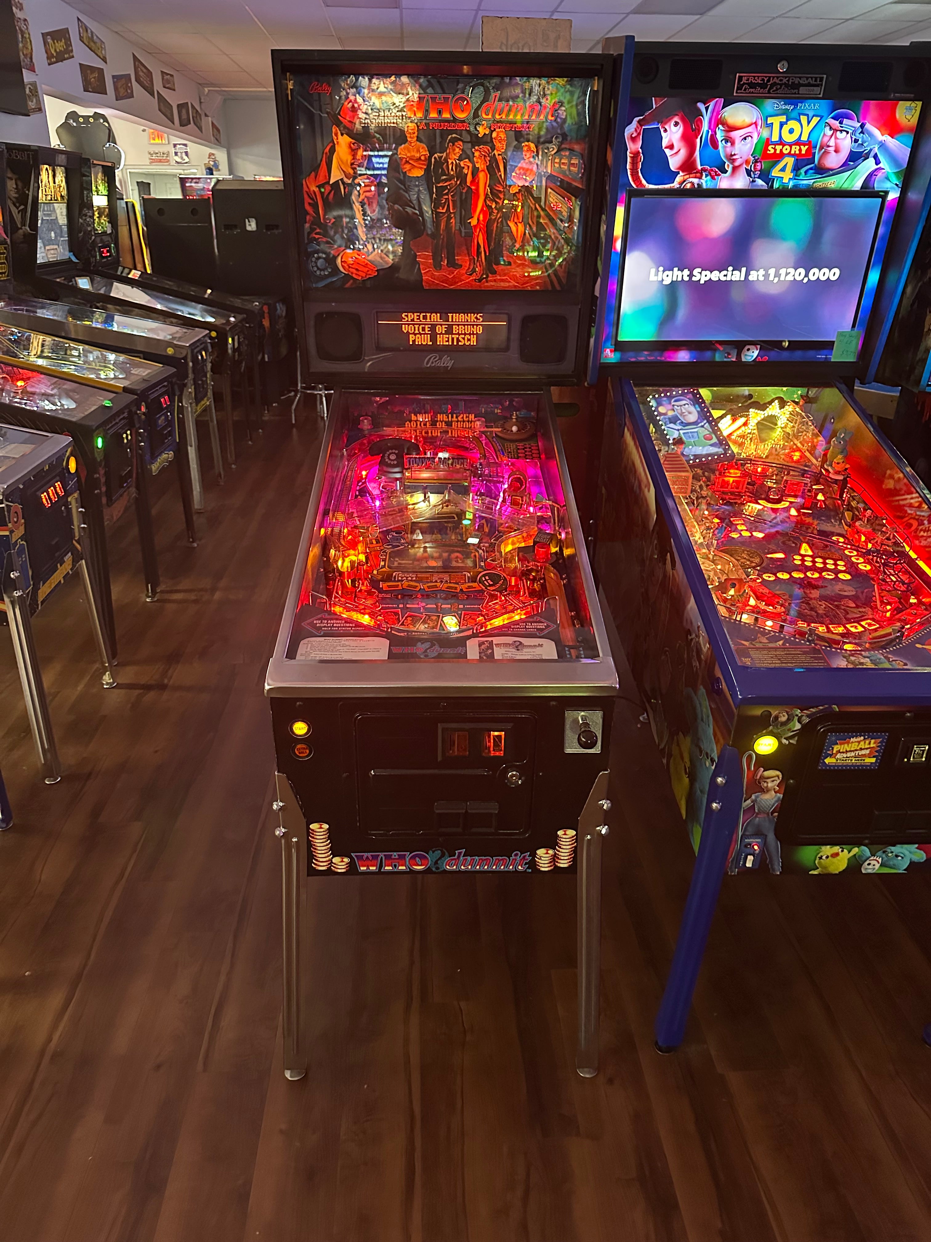 Bally Who Dunnit Pinball Machine