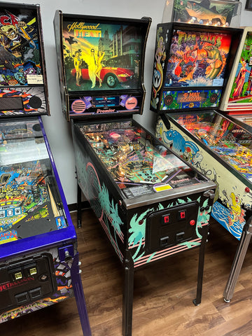 Image of Gottlieb Hollywood Heat Pinball Machine