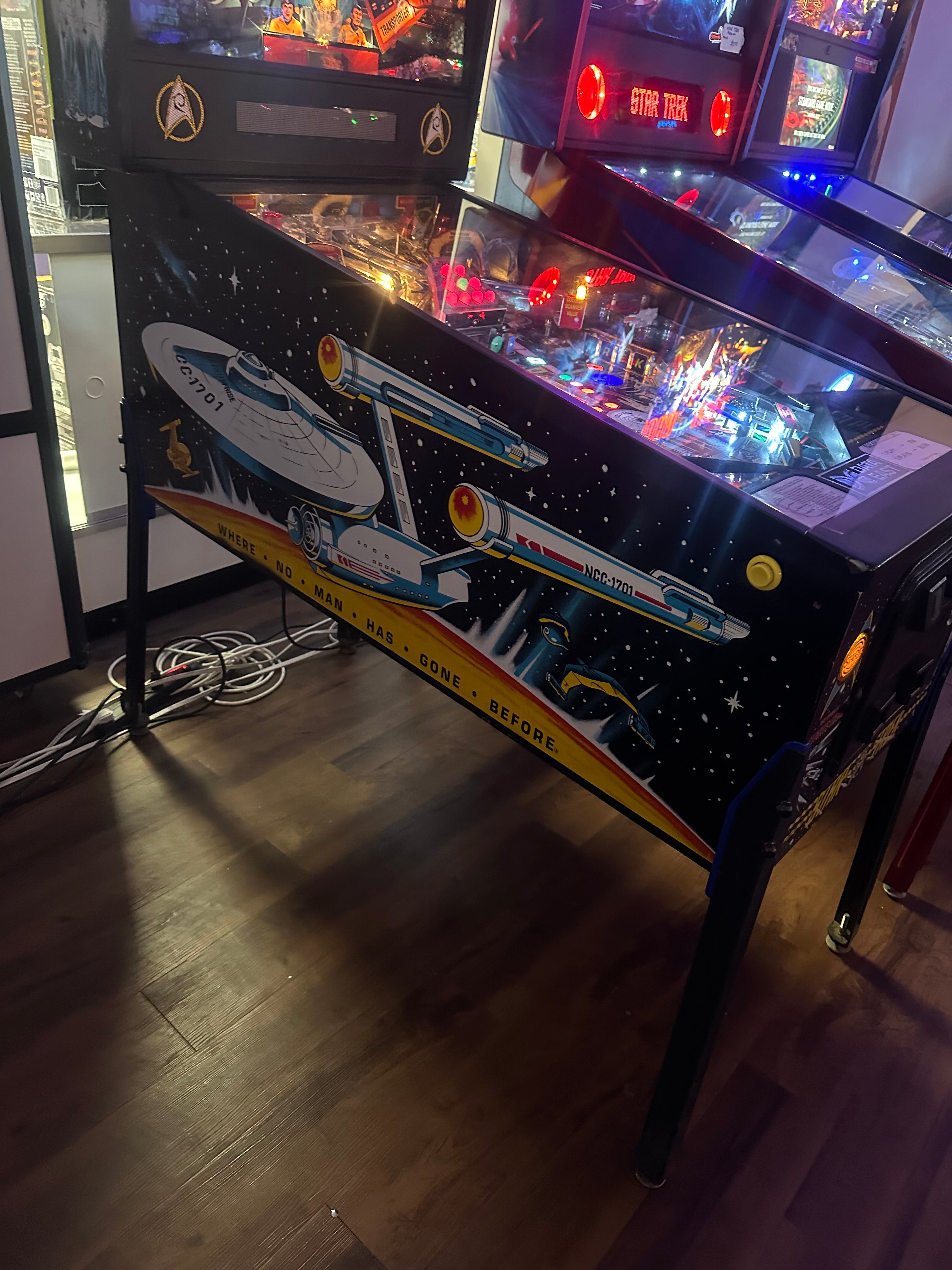 Data East Star Trek Pinball Machine