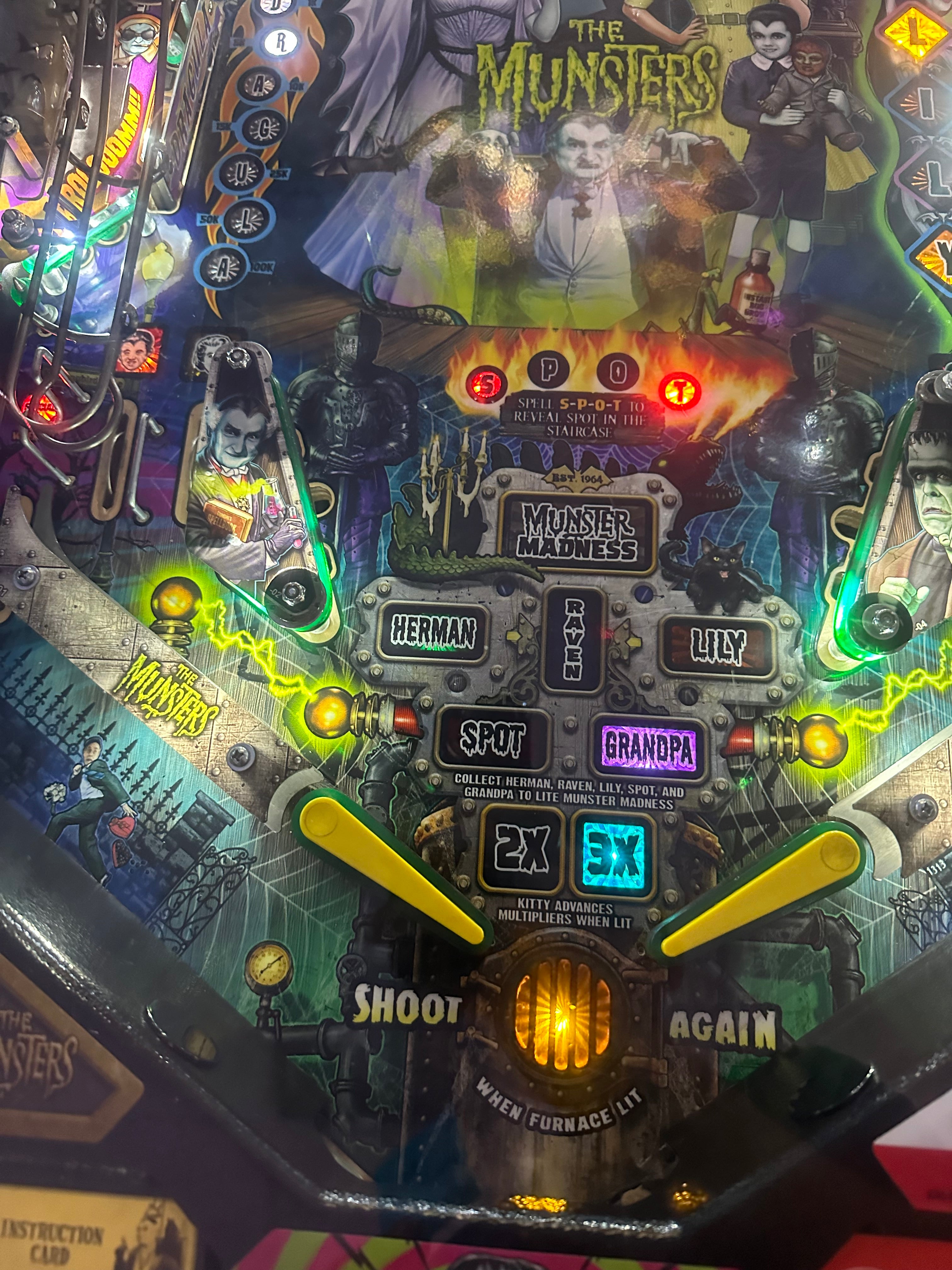 Stern Pinball The Munsters Pro Pinball Machine