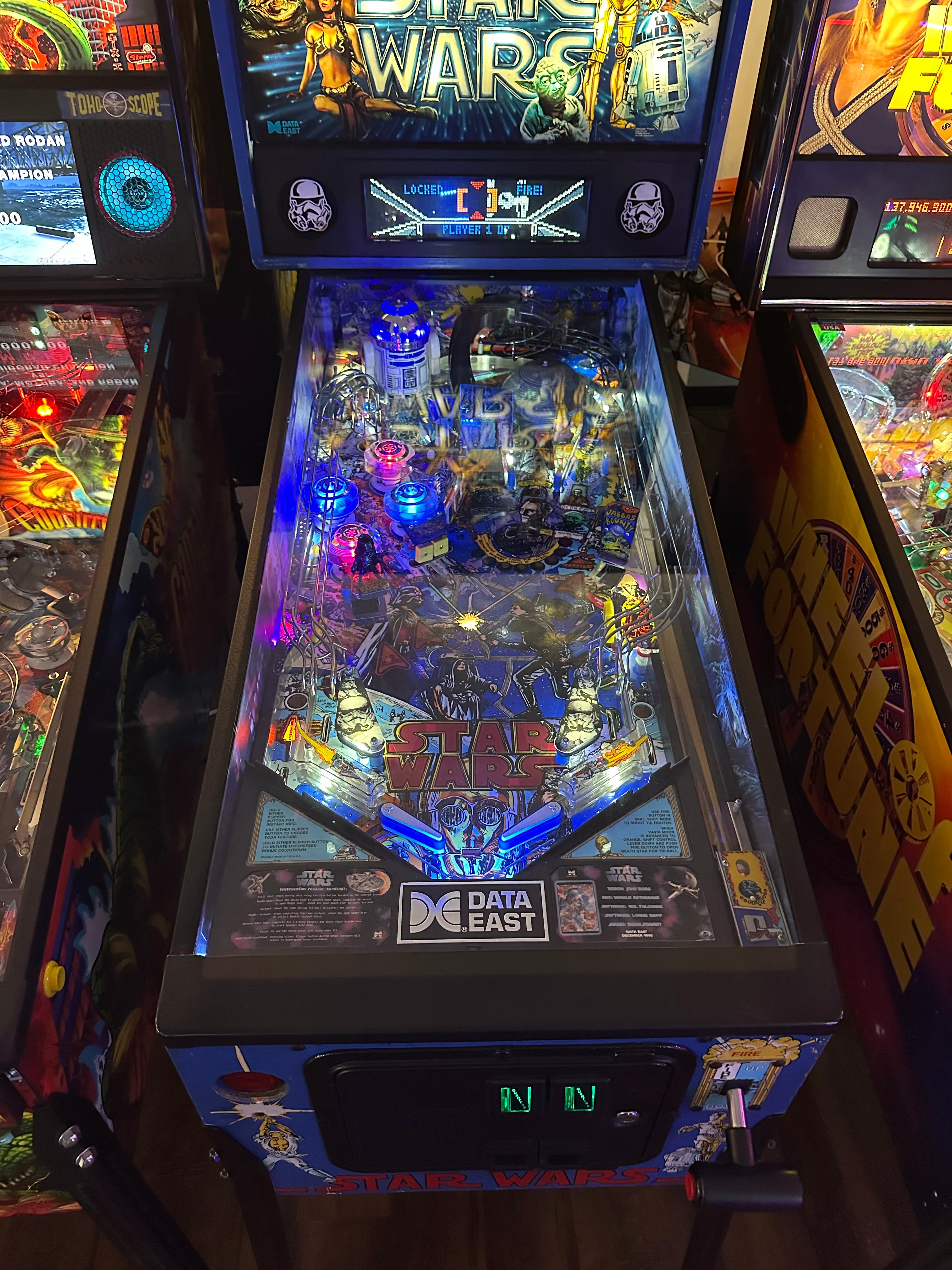 Data East LOADED Star Wars Pinball Machine