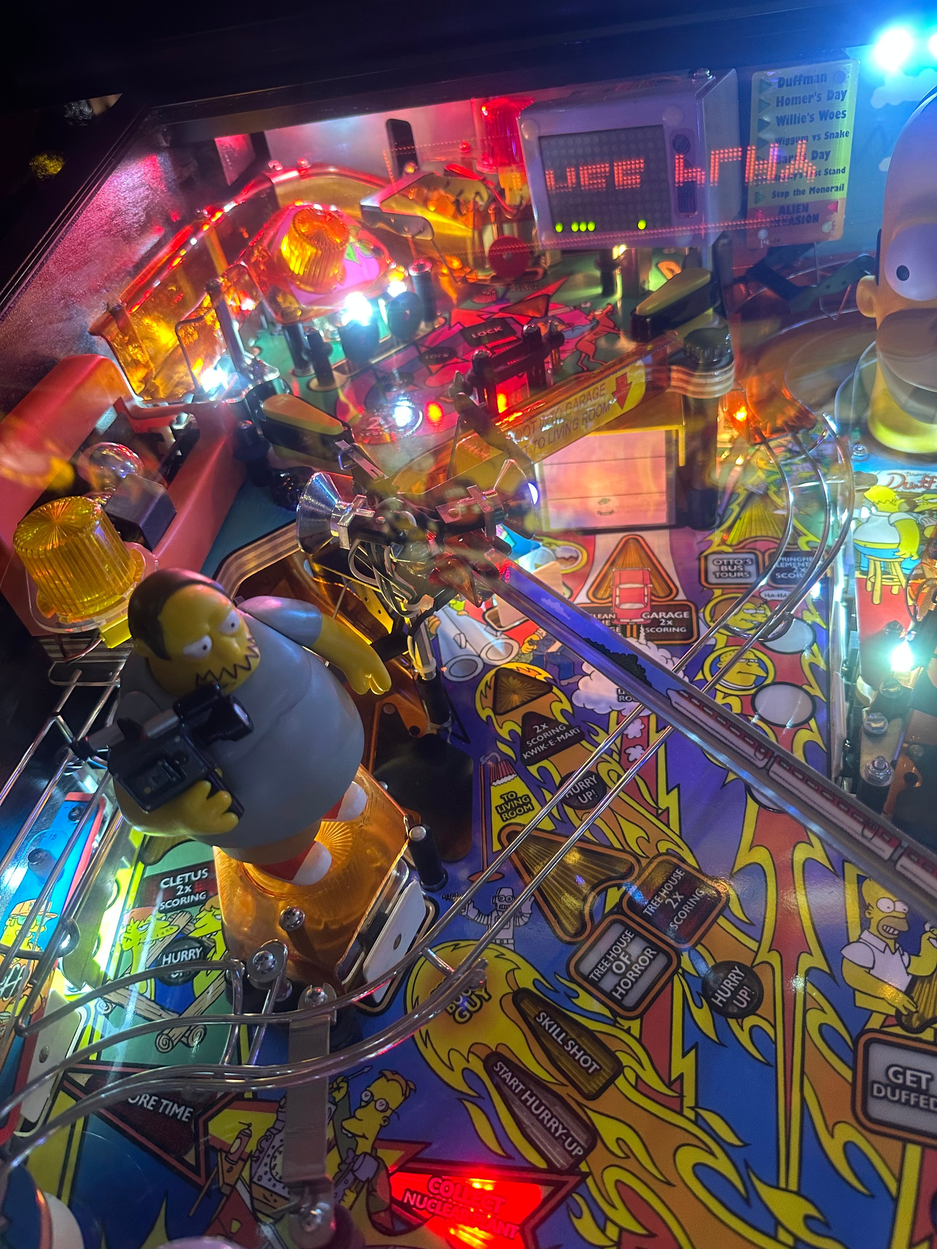 Stern Pinball The Simpsons Pinball Party Pinball Machine