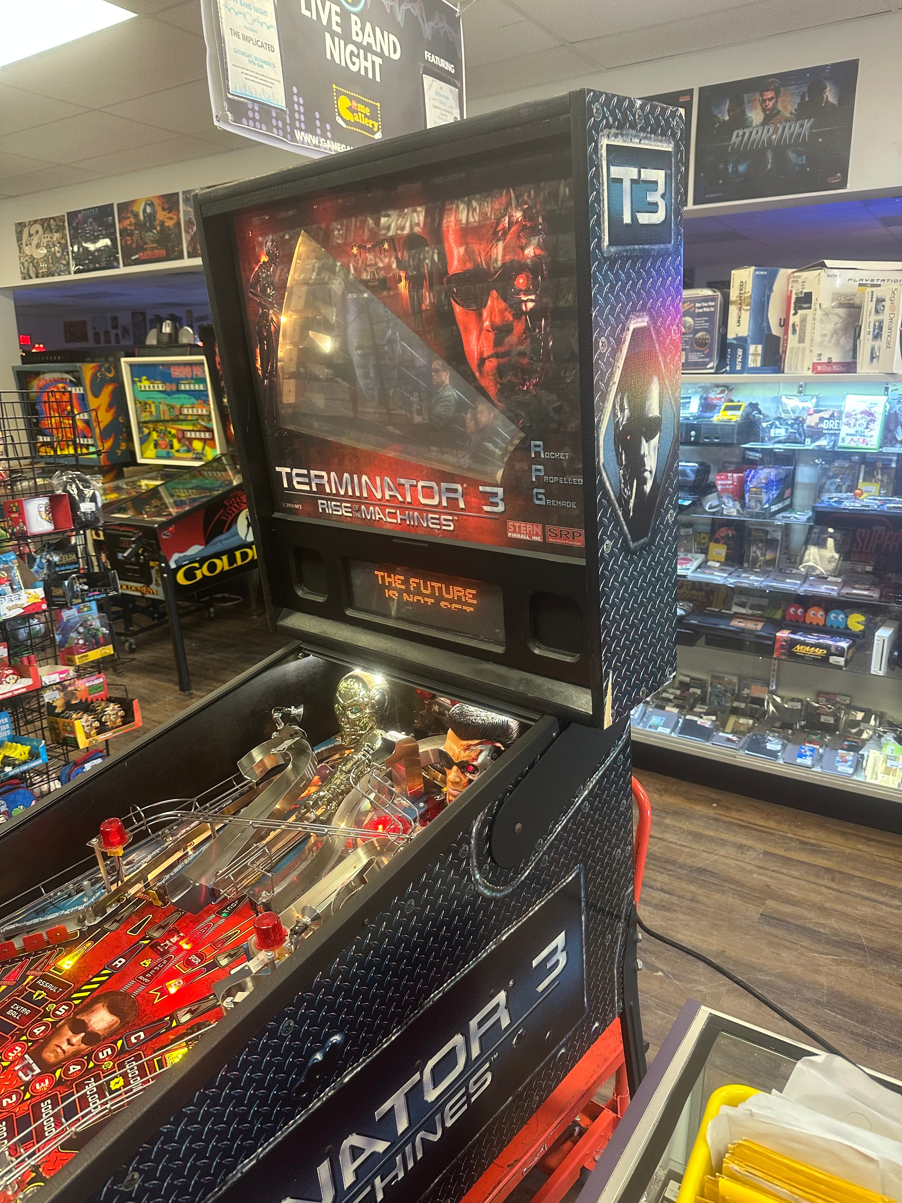 Stern Pinball Terminator 3: Rise of the Machines Pinball Machine