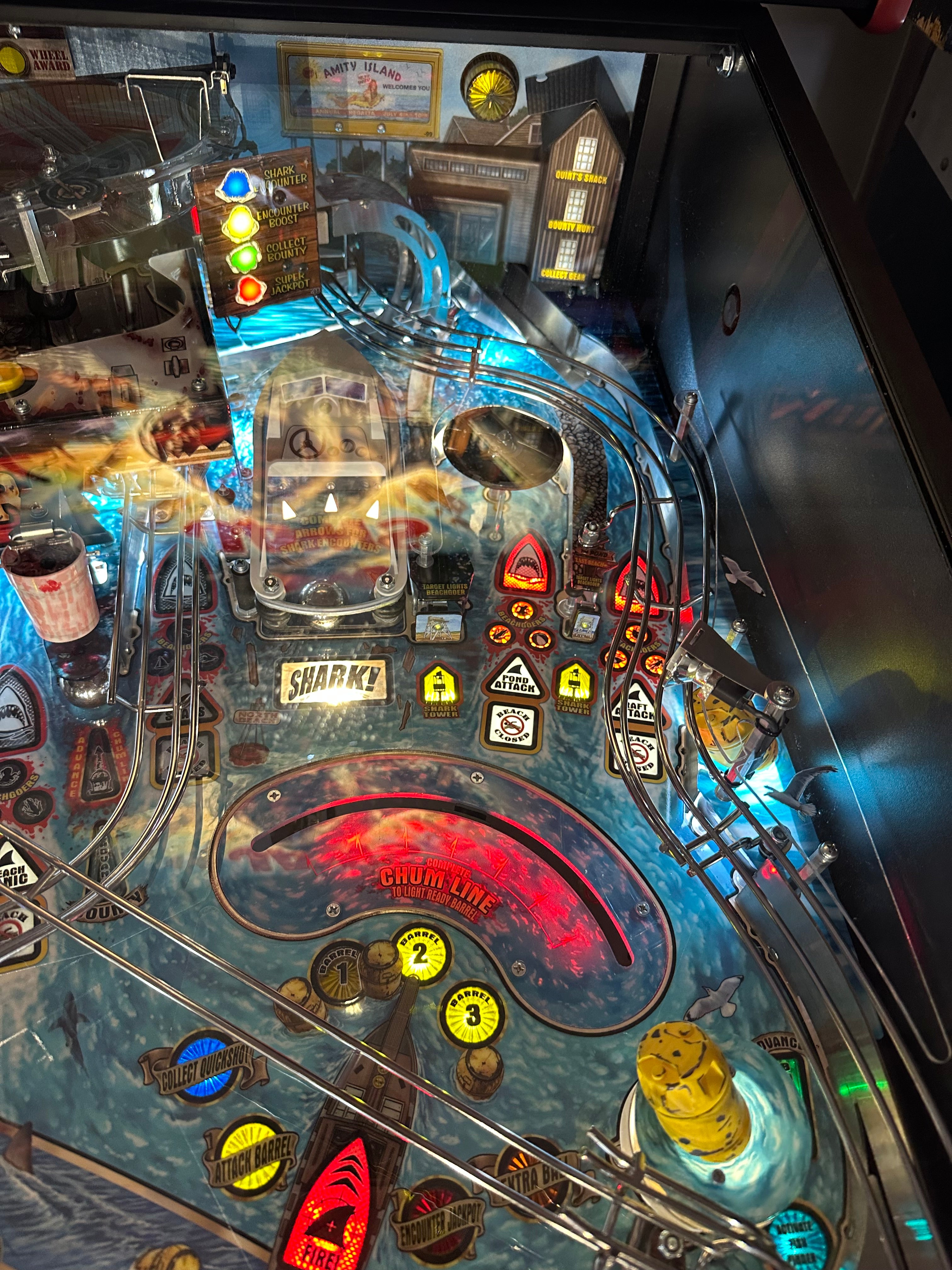 Stern Pinball Jaws Premium Pinball Machine