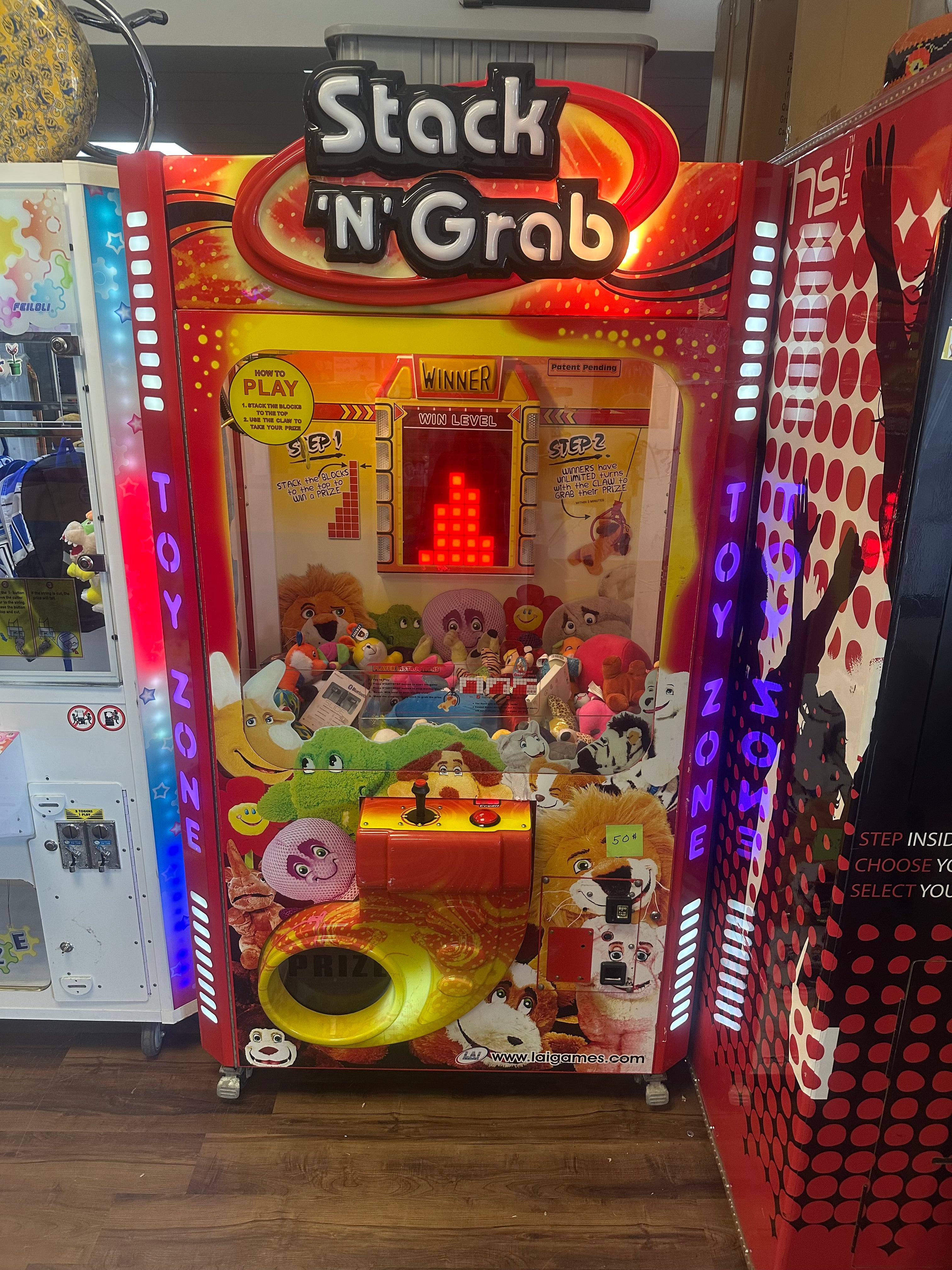 Stack 'N' Grab Claw Machine
