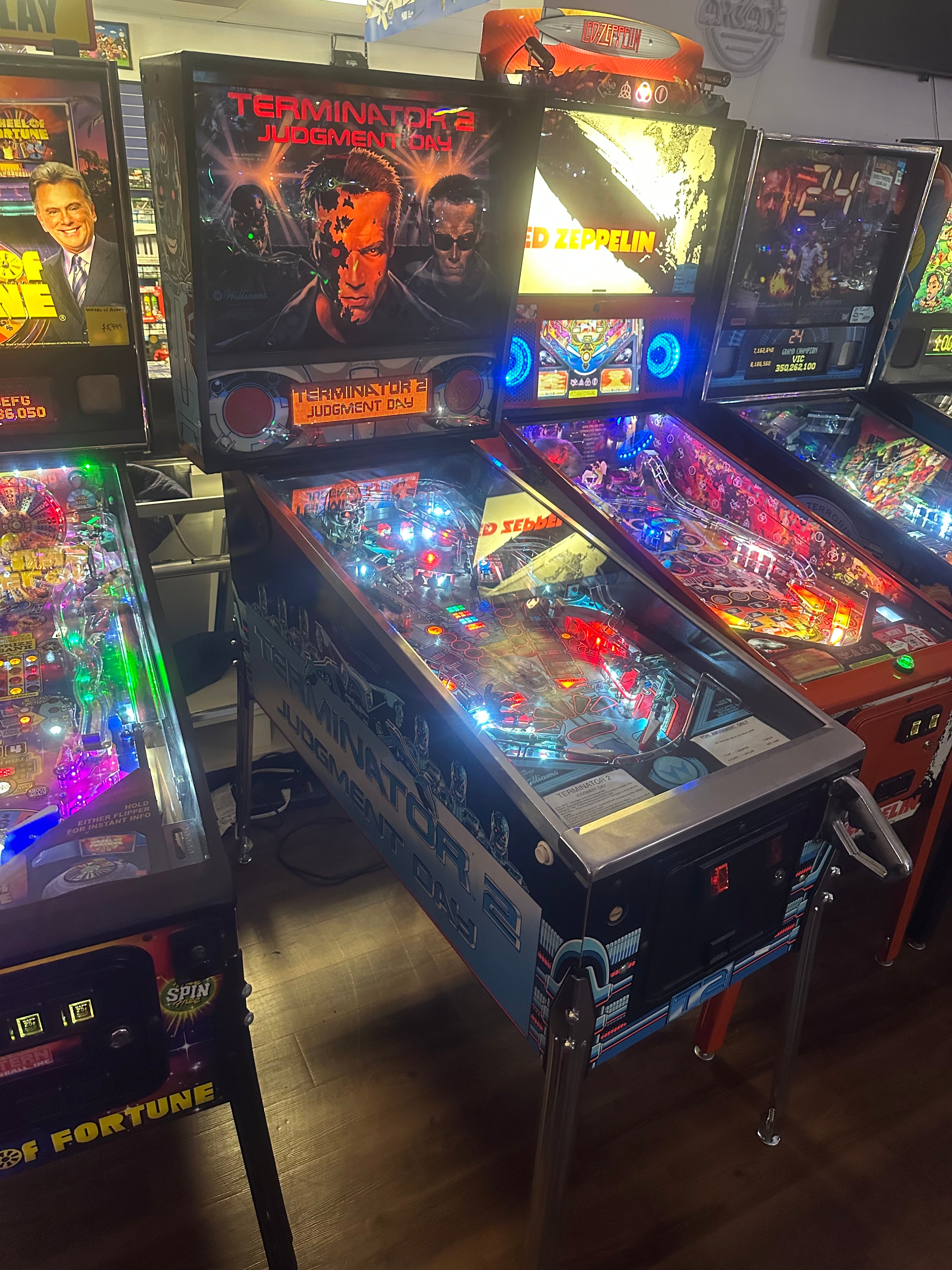 Williams Terminator 2: Judgement Day Pinball Machine