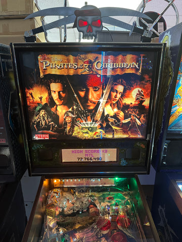 Image of Stern Pinball LOADES Pirates of the Caribbean Pinball Machine