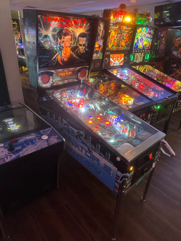 Image of Williams Terminator 2: Judgement Day Pinball Machine