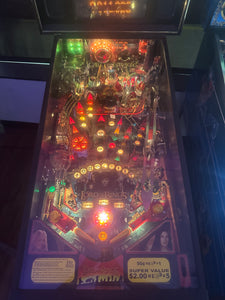 Stern Pinball The Lord of the Rings Pinball Machine