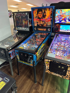 Data East Lethal Weapon 3 Pinball Machine