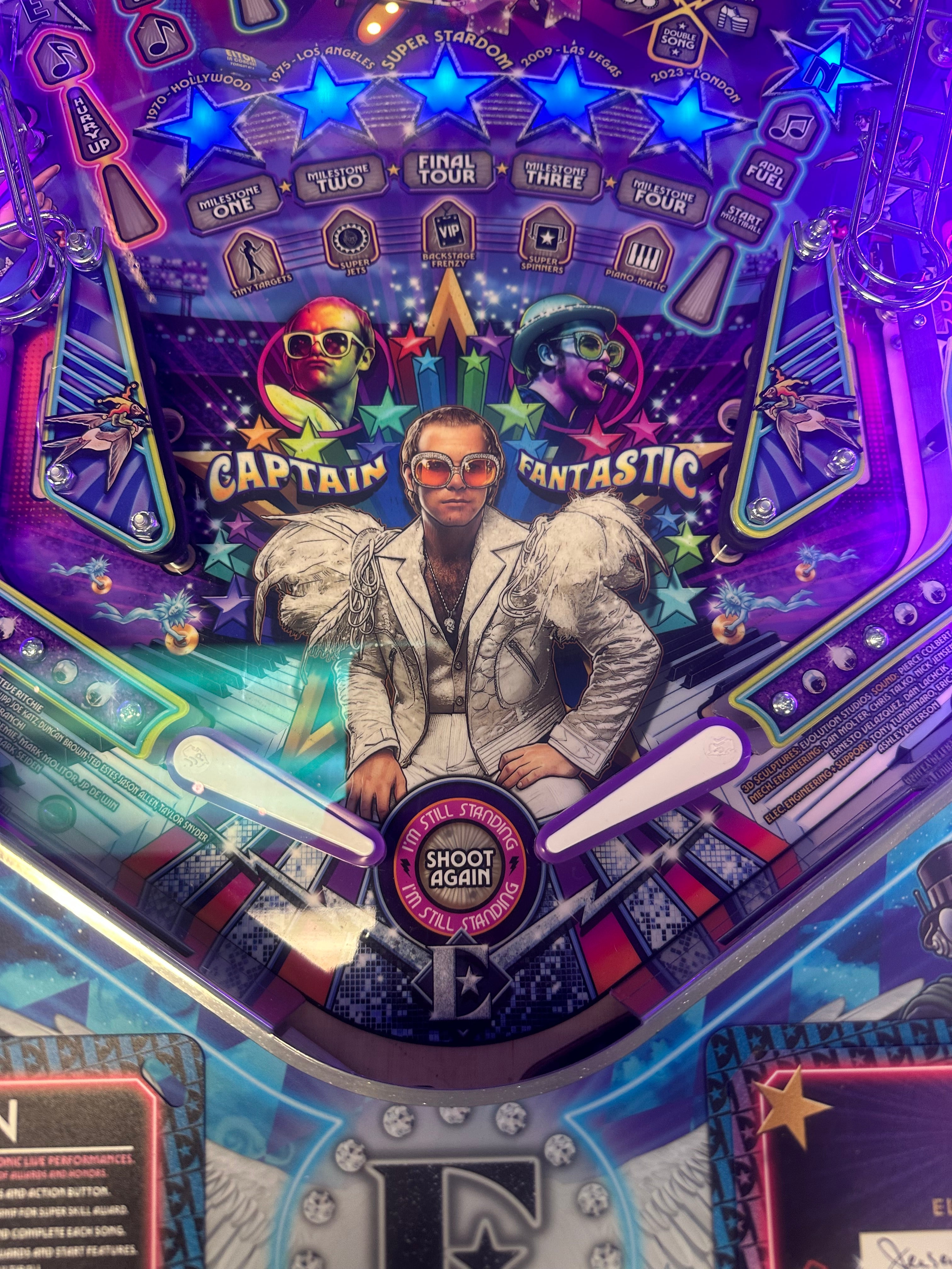 JJP Elton John Platinum Edition Pinball Machine