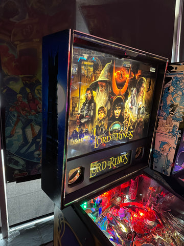 Image of Stern Pinball LOADED The Lord of the Rings Pinball Machine