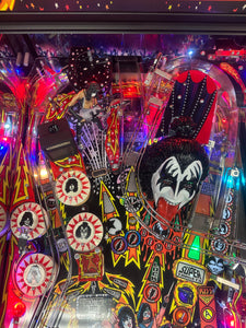 Stern Pinball KISS Limited Edition Pinball Machine with Stern Topper