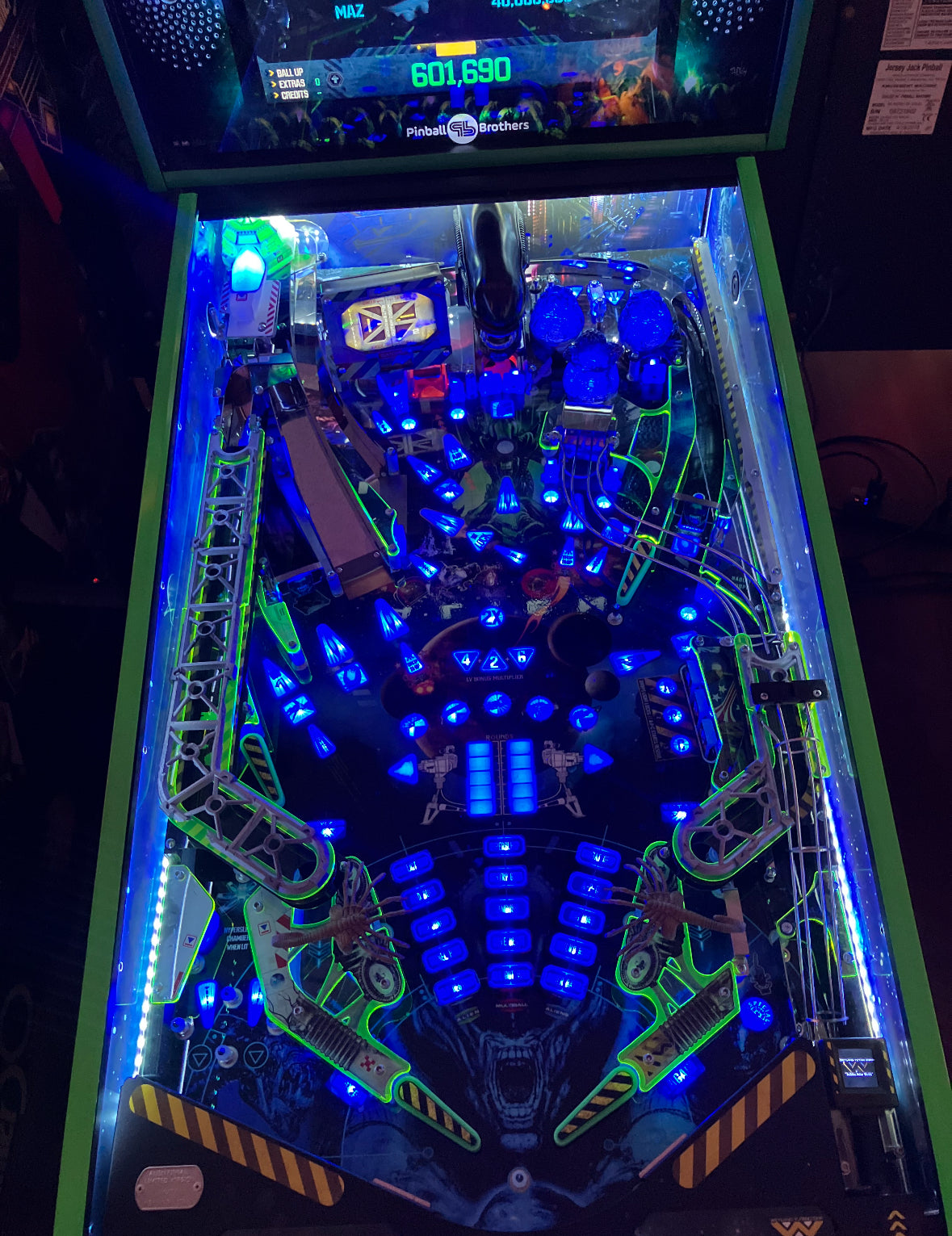 Pinball Brothers Alien Limited Version Pinball Machine