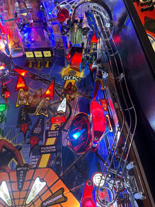 Stern Pinball Spider-Man Pinball Machine