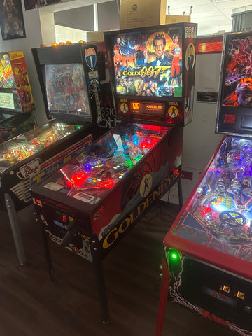 Image of SEGA Goldeneye Pinball Machine