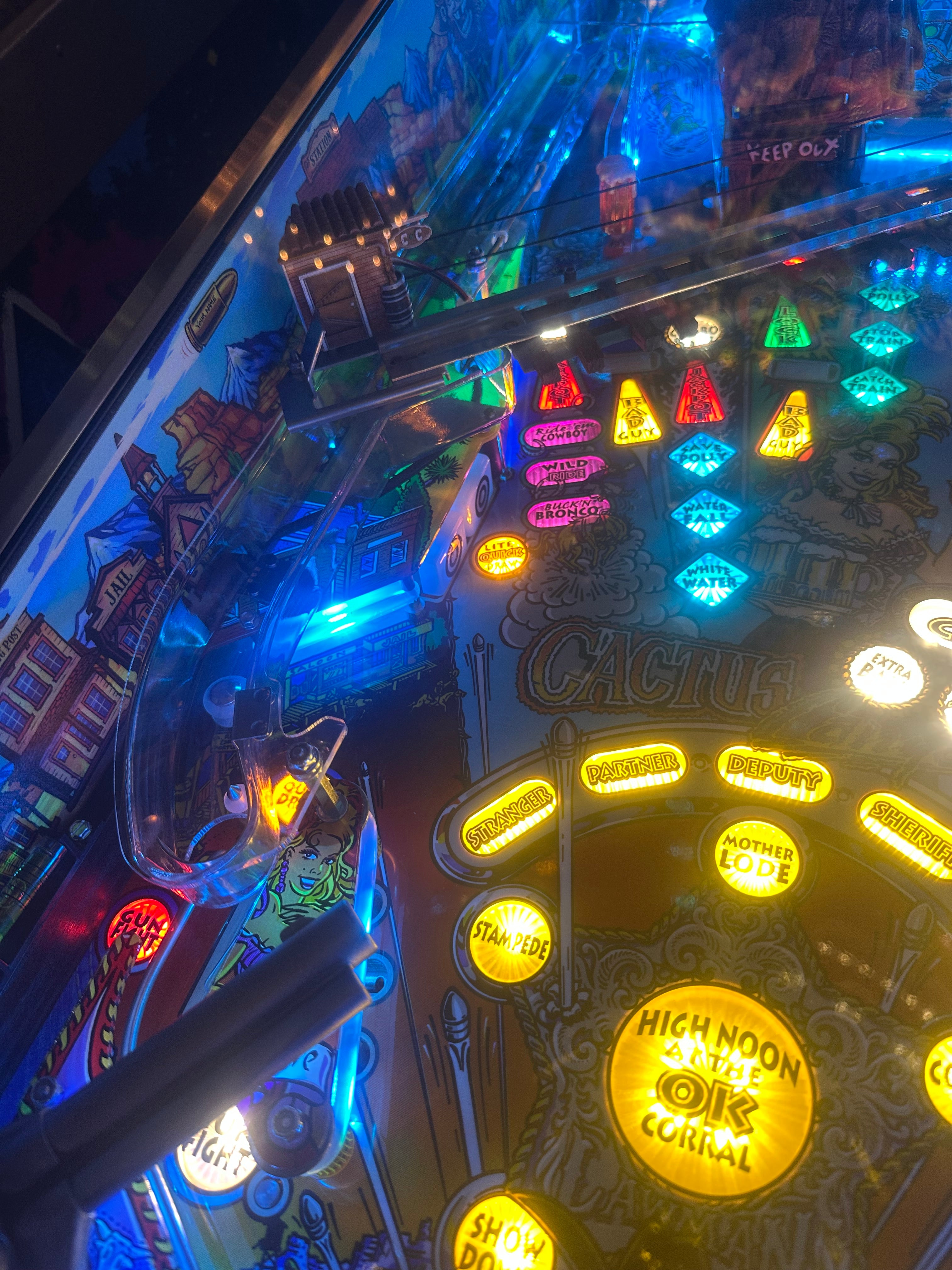 CGC LOADED Cactus Canyon Special Edition Pinball Machine