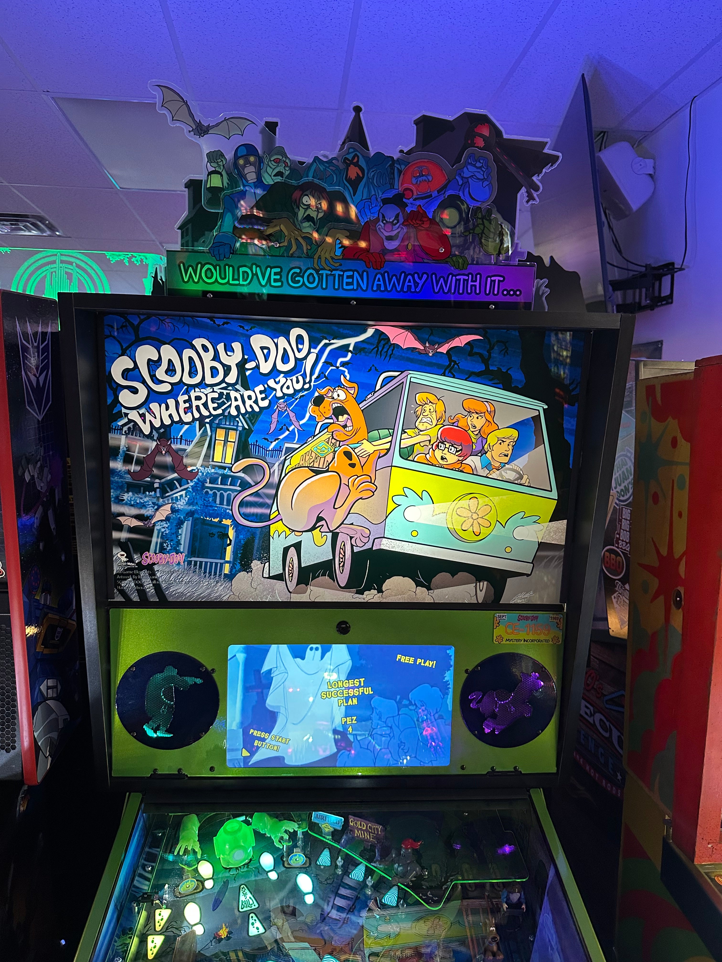 Spooky Pinball Scooby-Doo Collectors Edition Pinball Machine