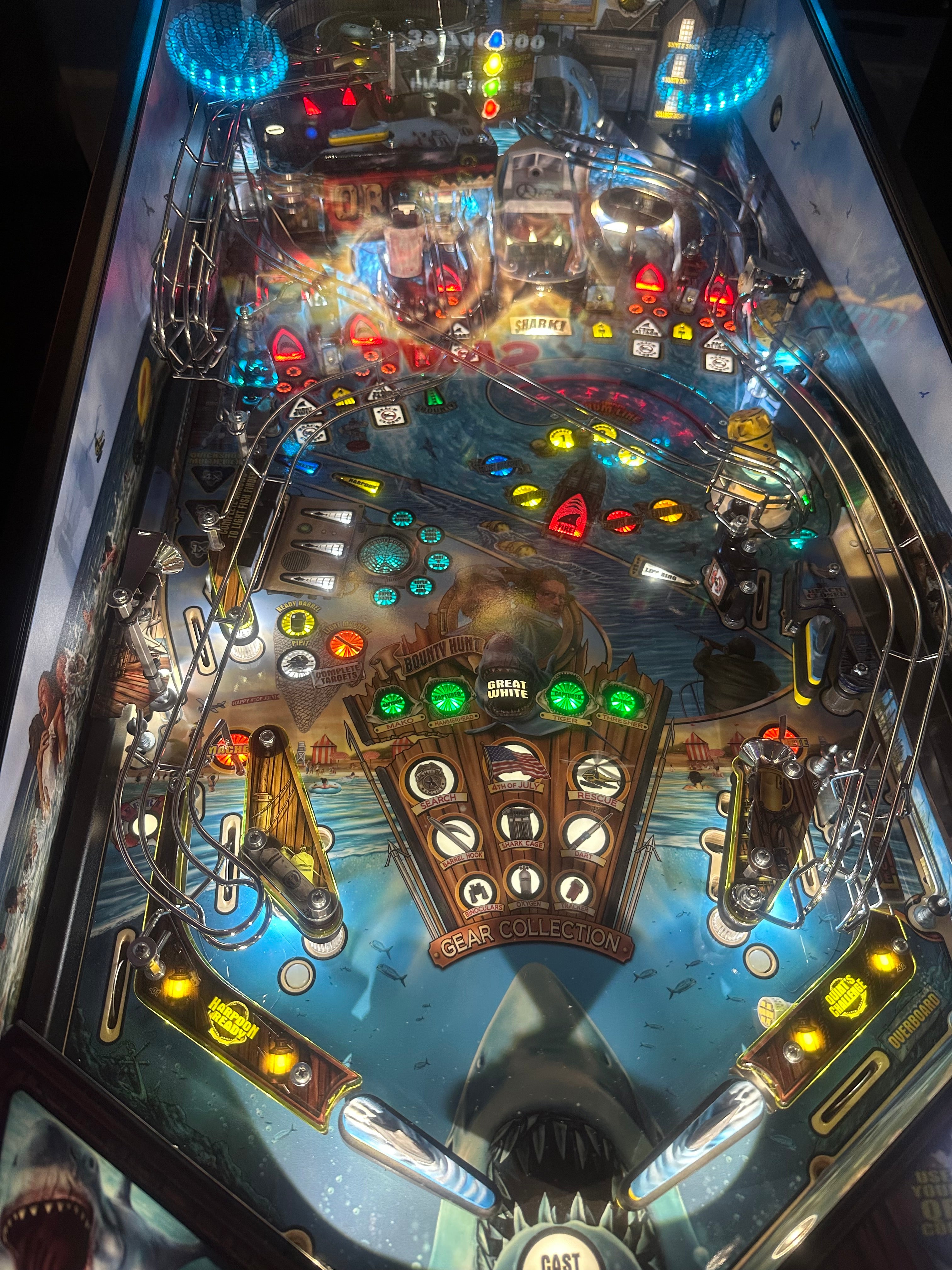 Stern Pinball Jaws Premium Pinball Machine