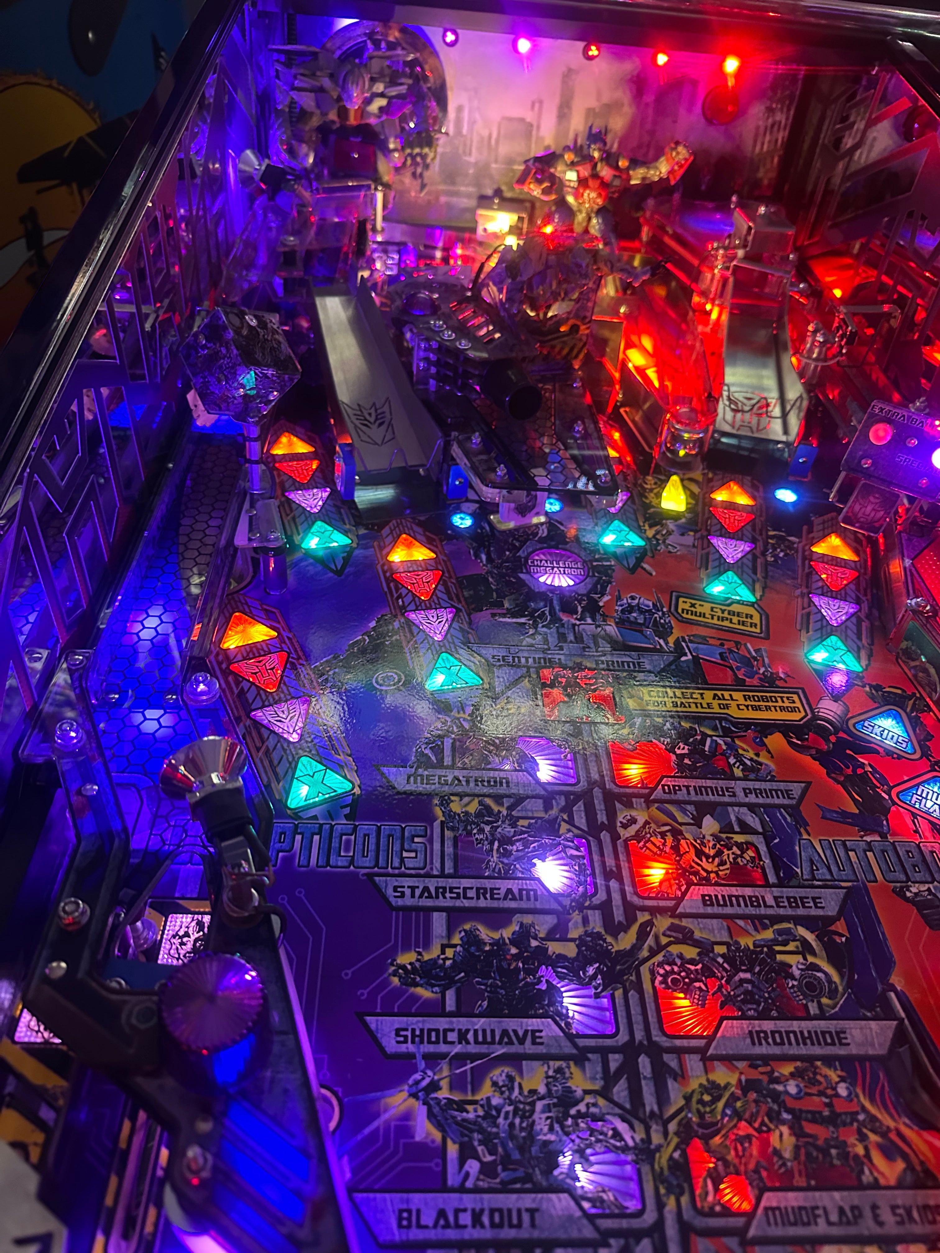 Stern Pinball Transformers Limited Edition Pinball Machine