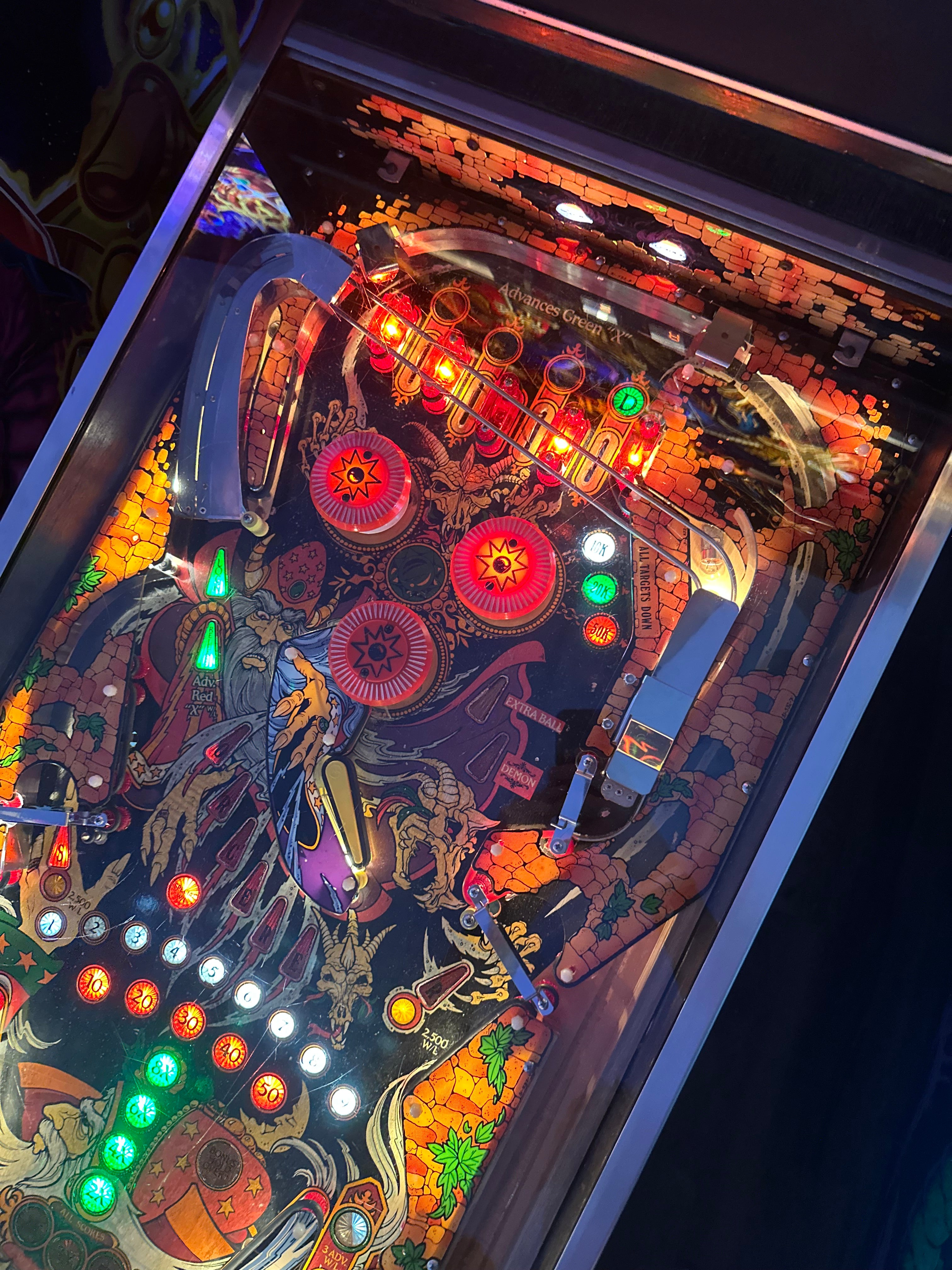 Williams Sorcerer Pinball Machine