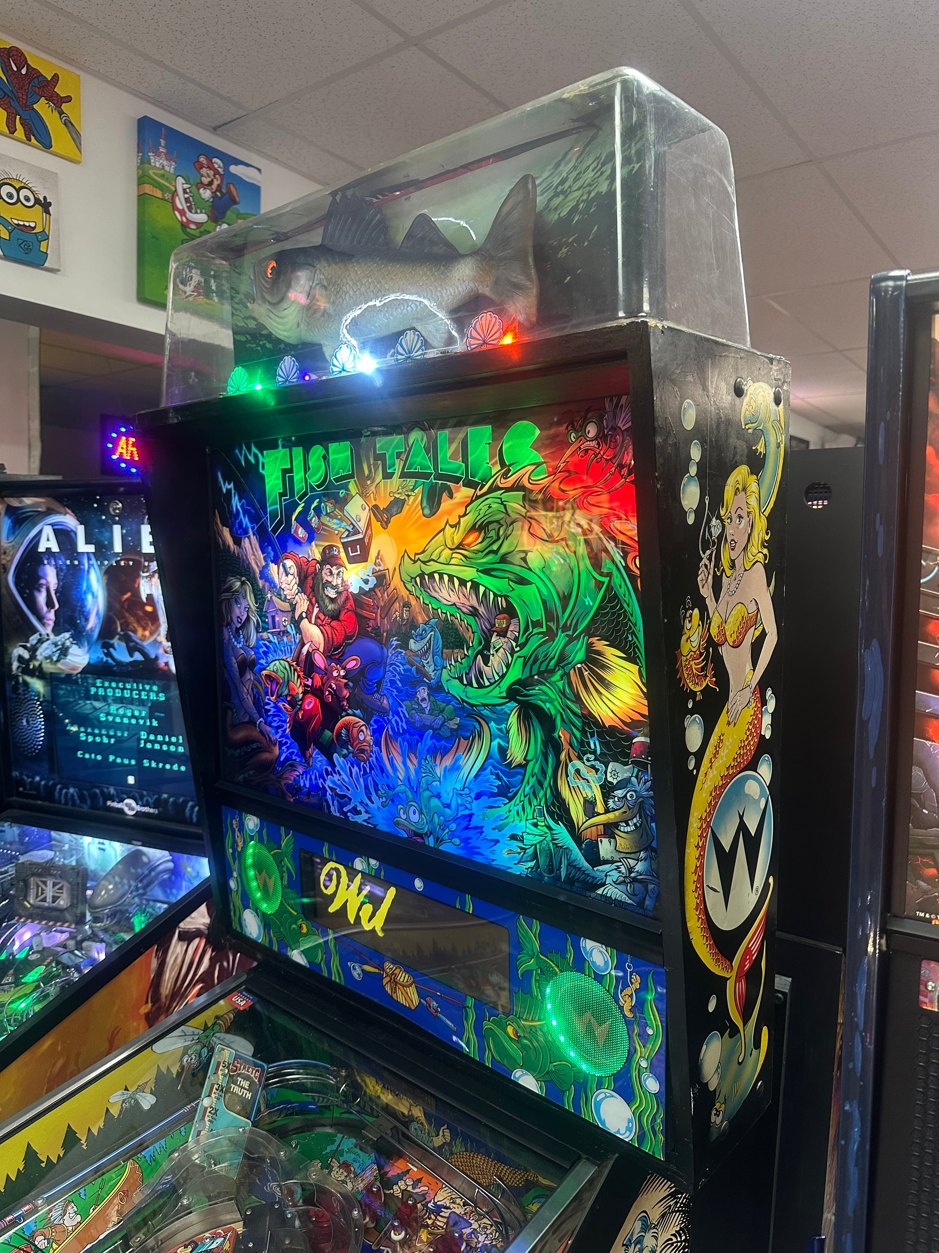 Williams LOADED Fish Tales Pinball Machine