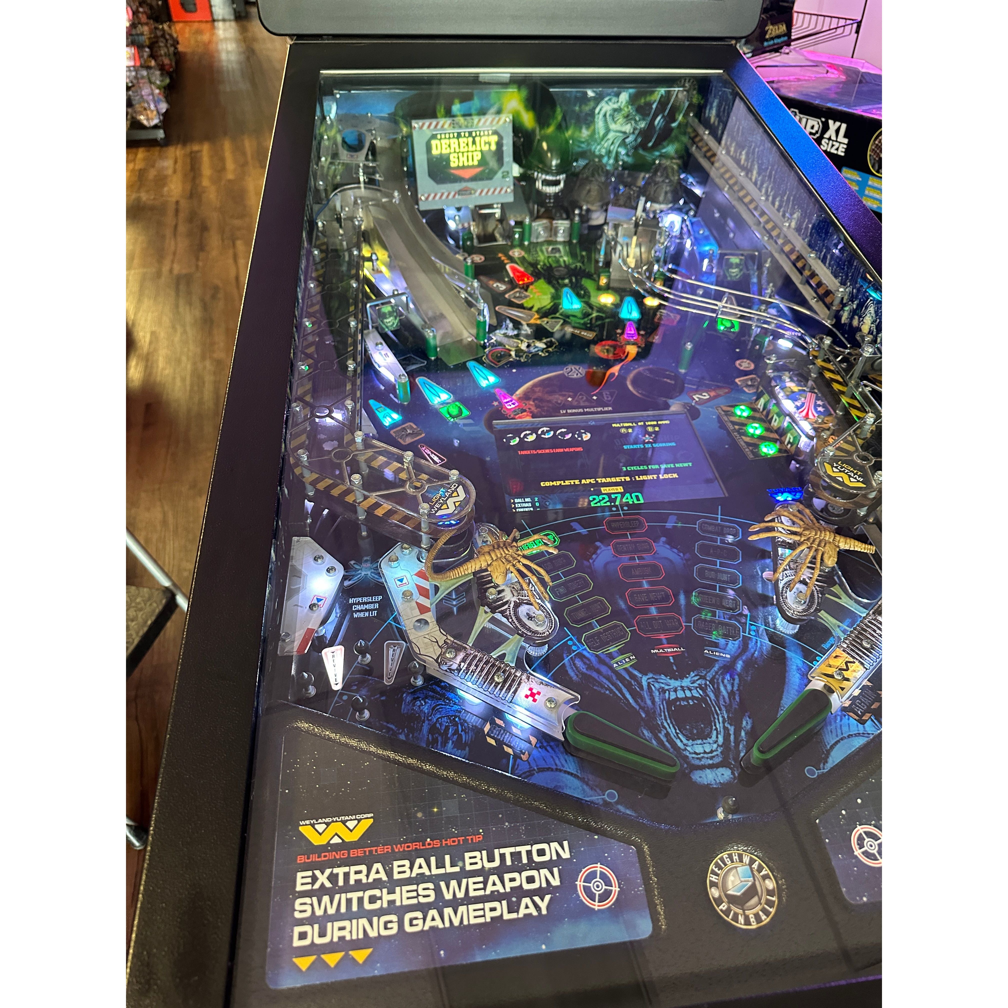 Heighway Pinball Alien Pinball Machine