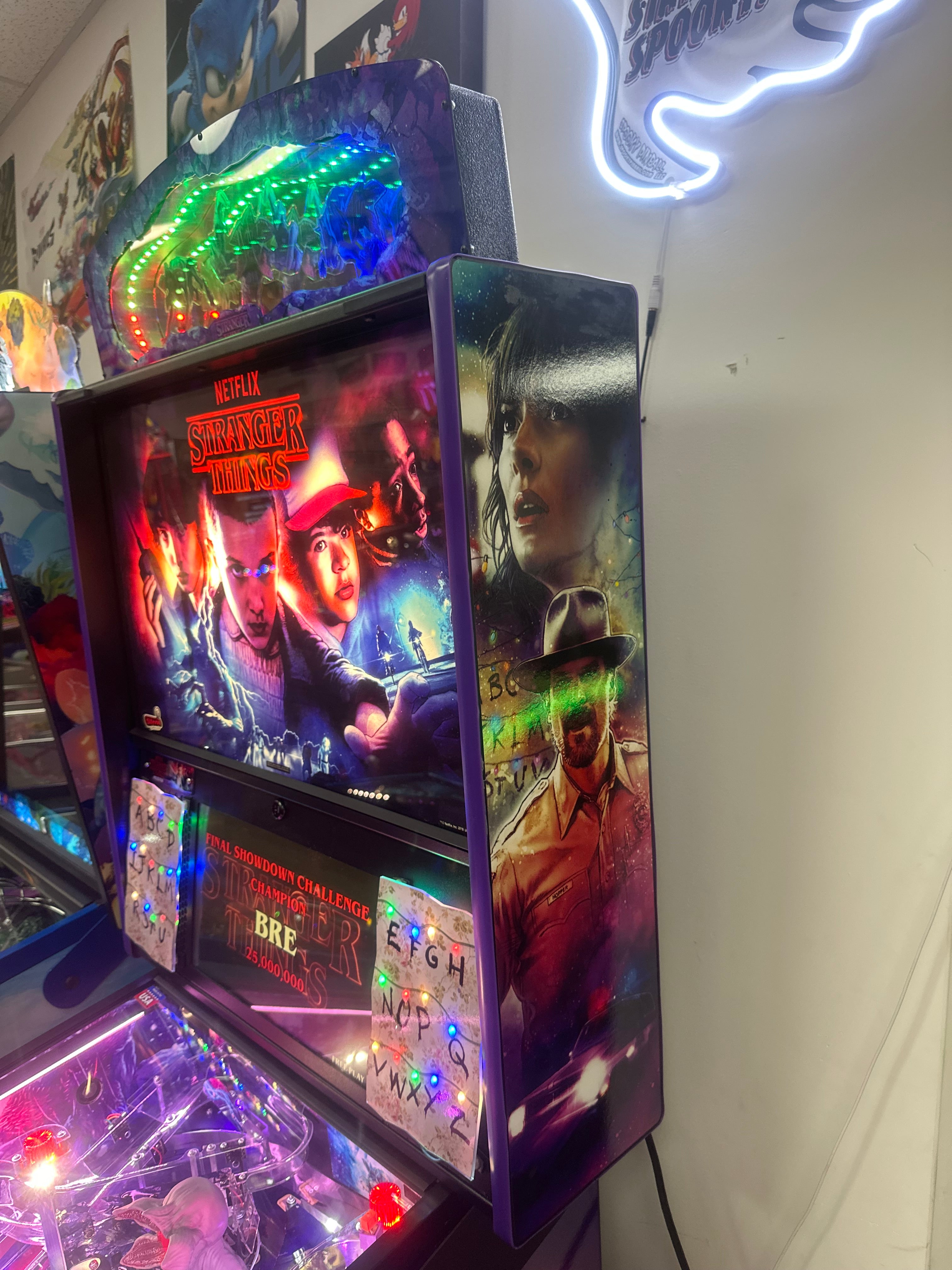 Stern Pinball LOADED Stranger Things Pro Pinball Machine