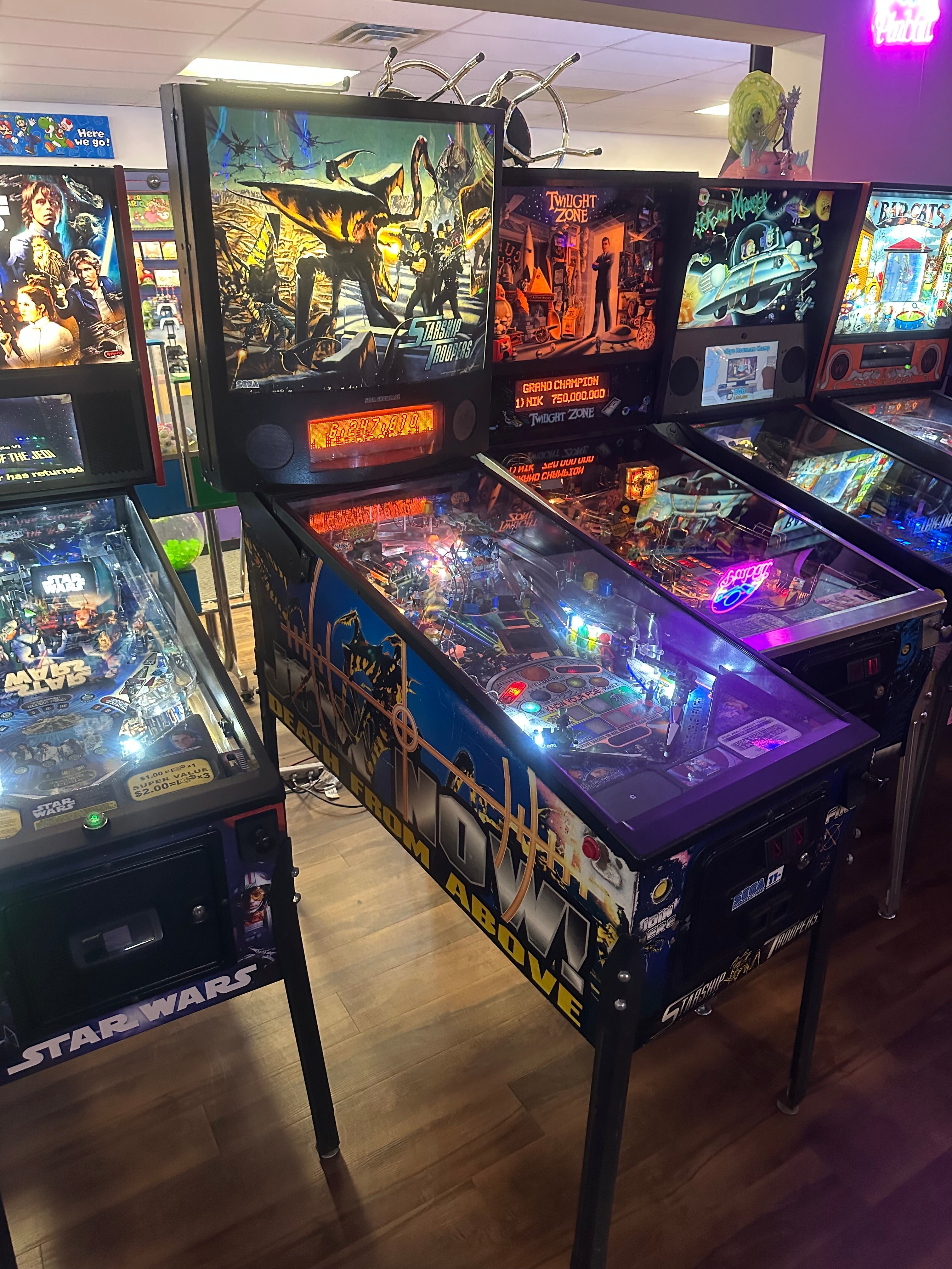 SEGA Starship Troopers Pinball Machine