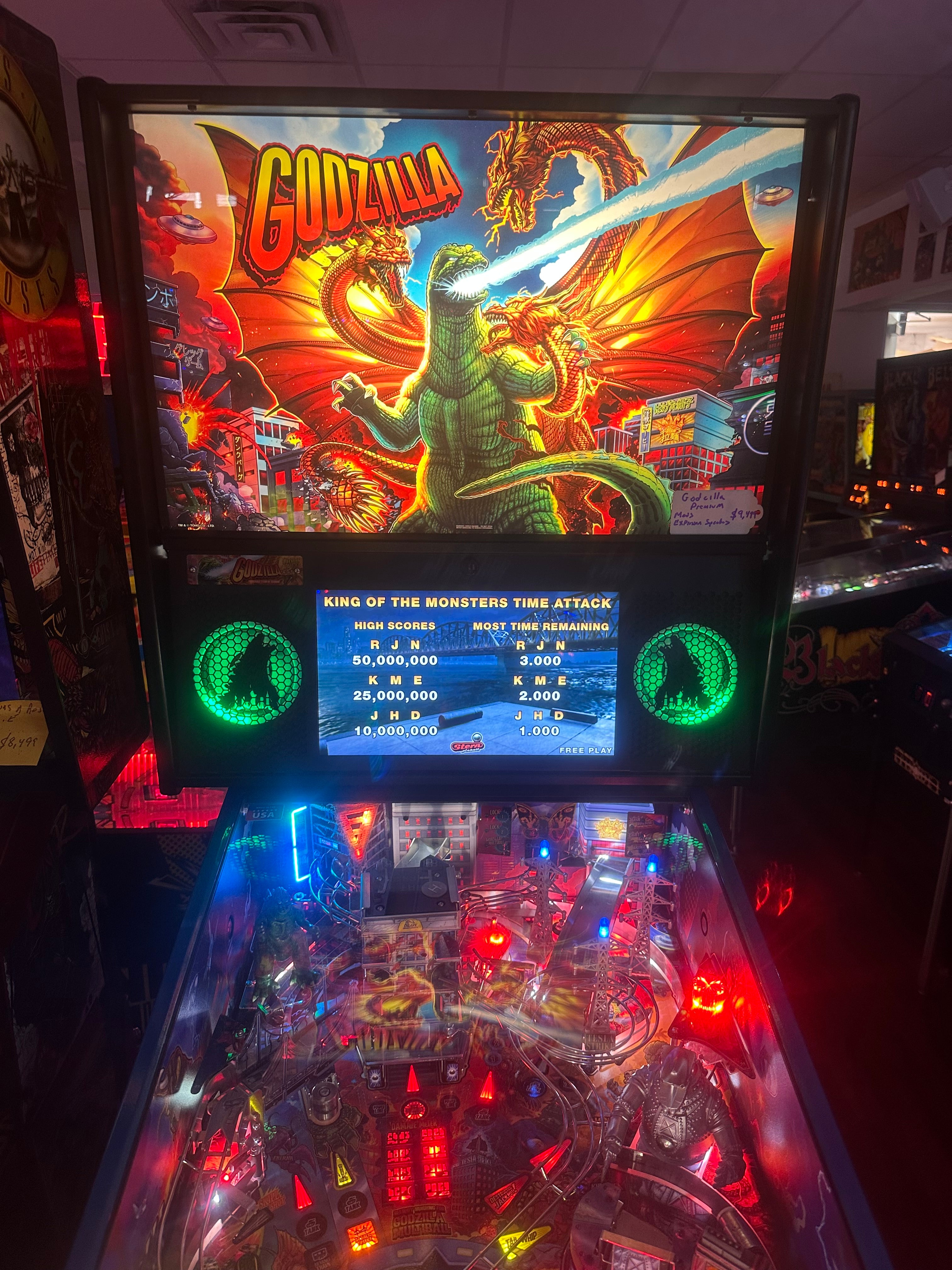 Stern Pinball LOADED Godzilla Premium Pinball Machine