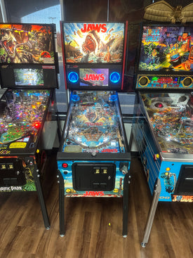 Stern Pinball Jaws Premium Pinball Machine