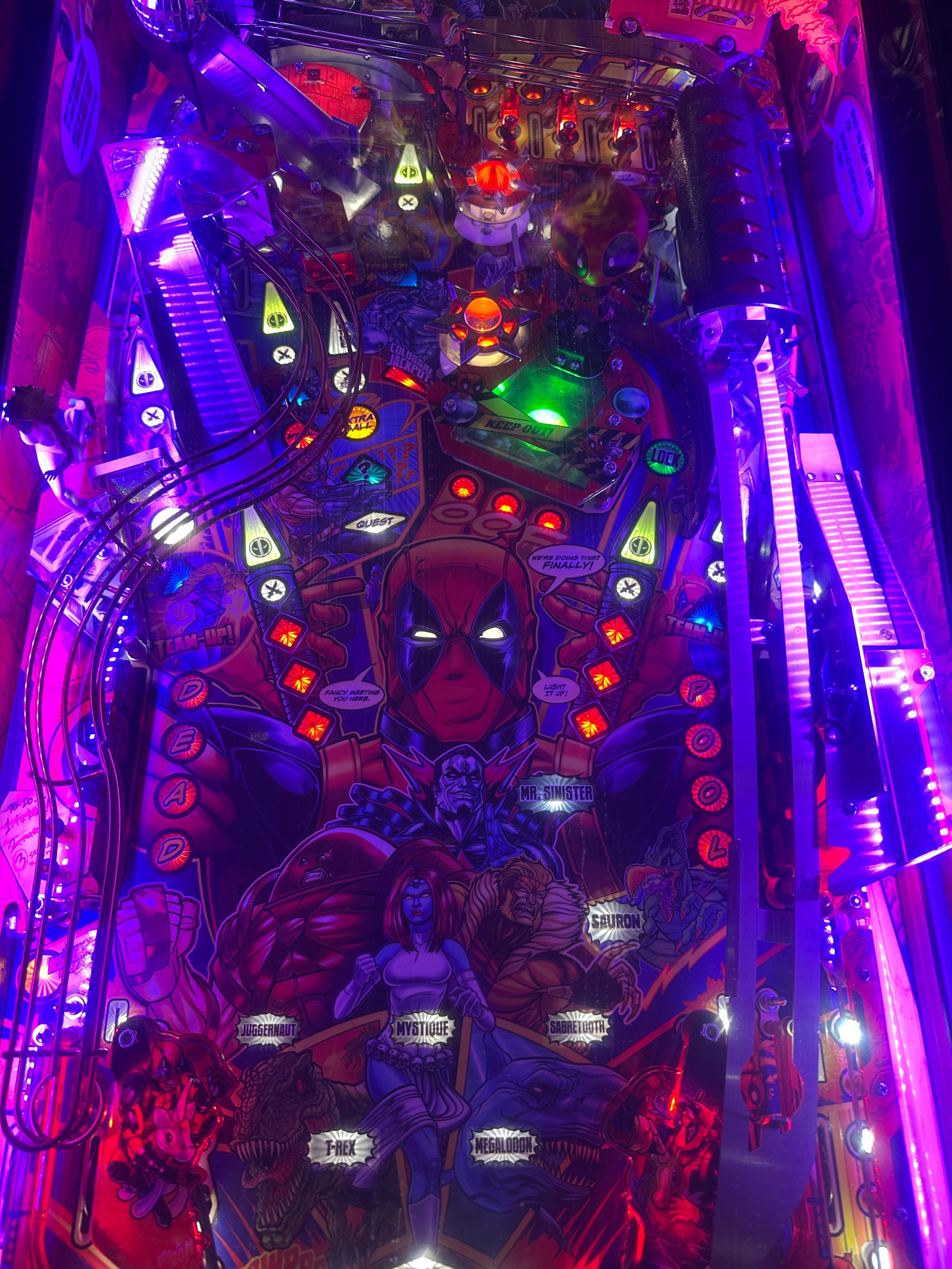Stern Pinball LOADED Deadpool Premium Pinball Machine